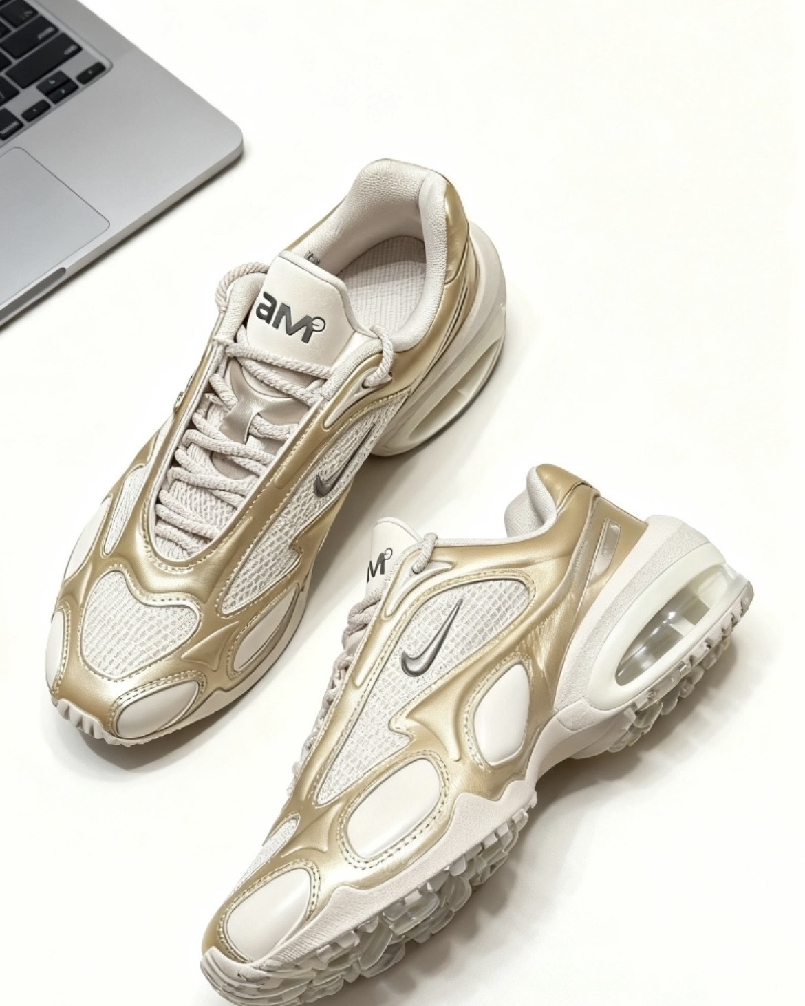 【逢甲 FUZZY】W Nike Air Max Muse "Desert Sand" 金屬沙色 FV1920-005