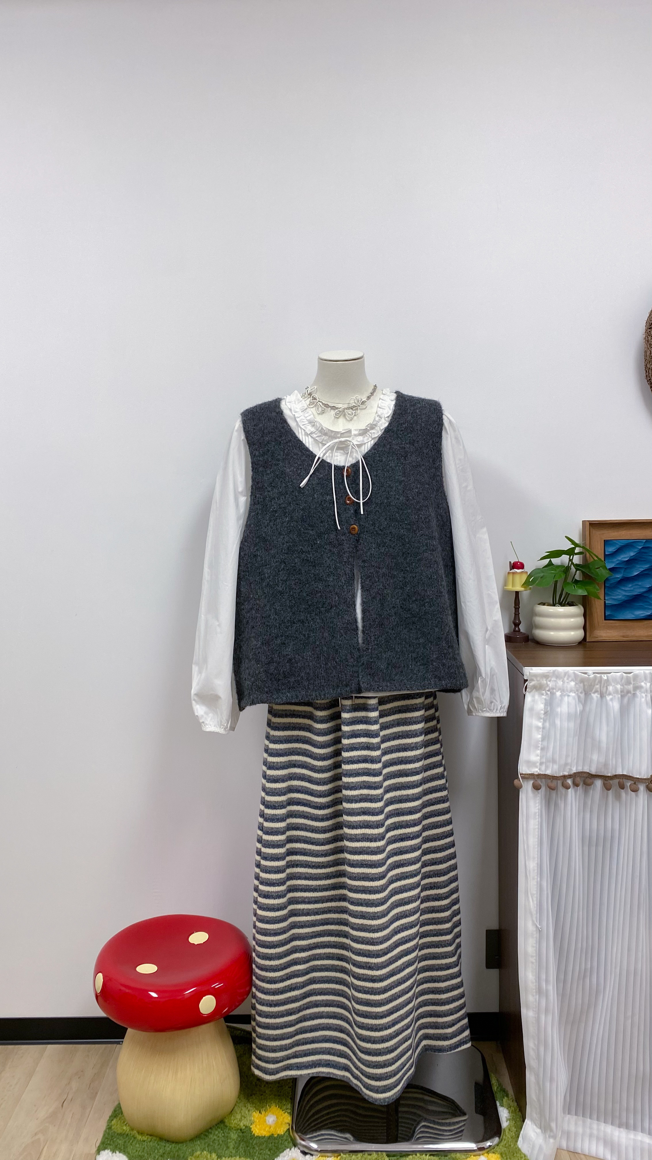 木耳邊蝴蝶結TOP