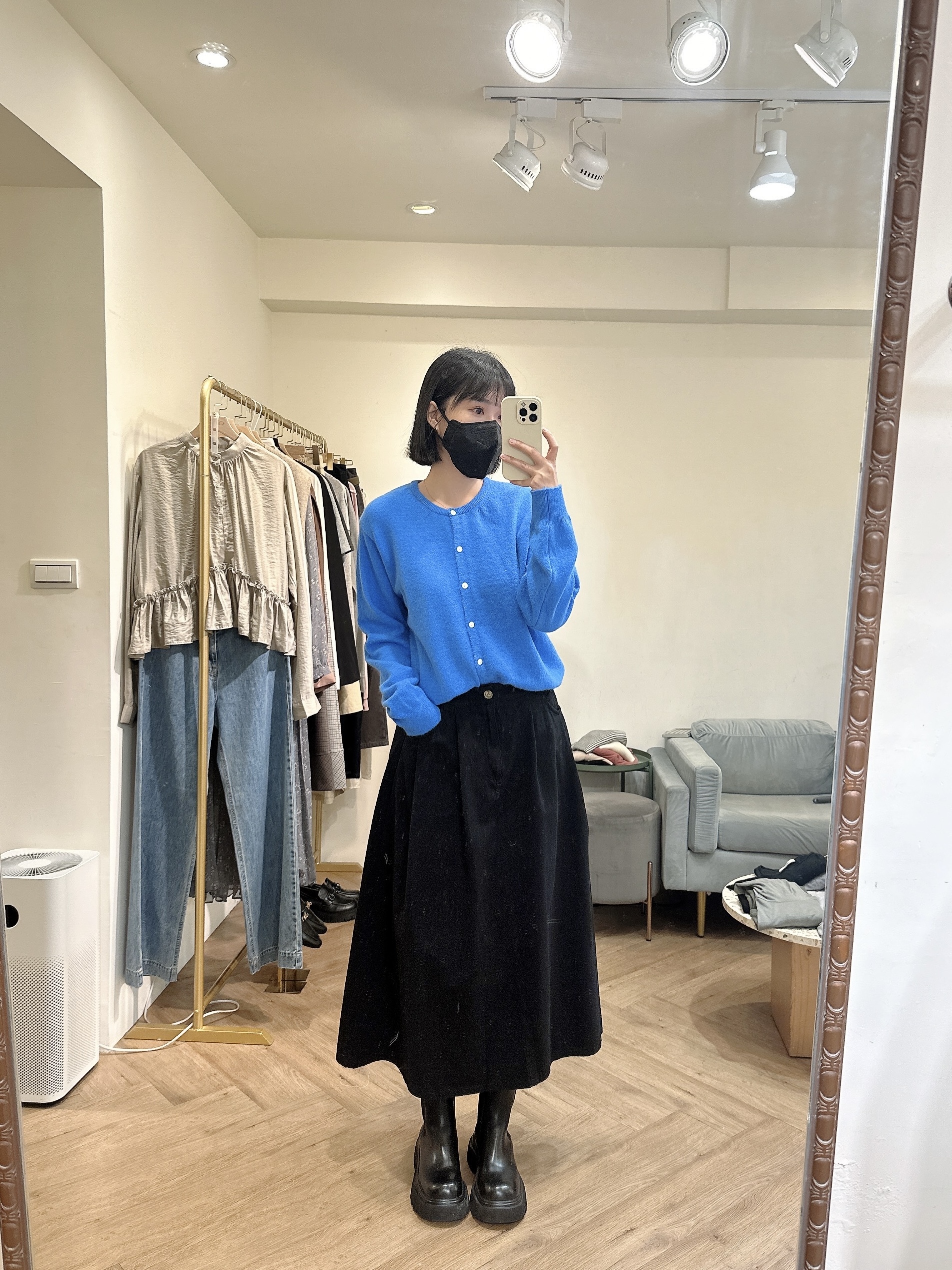 羊毛開襟排扣衫