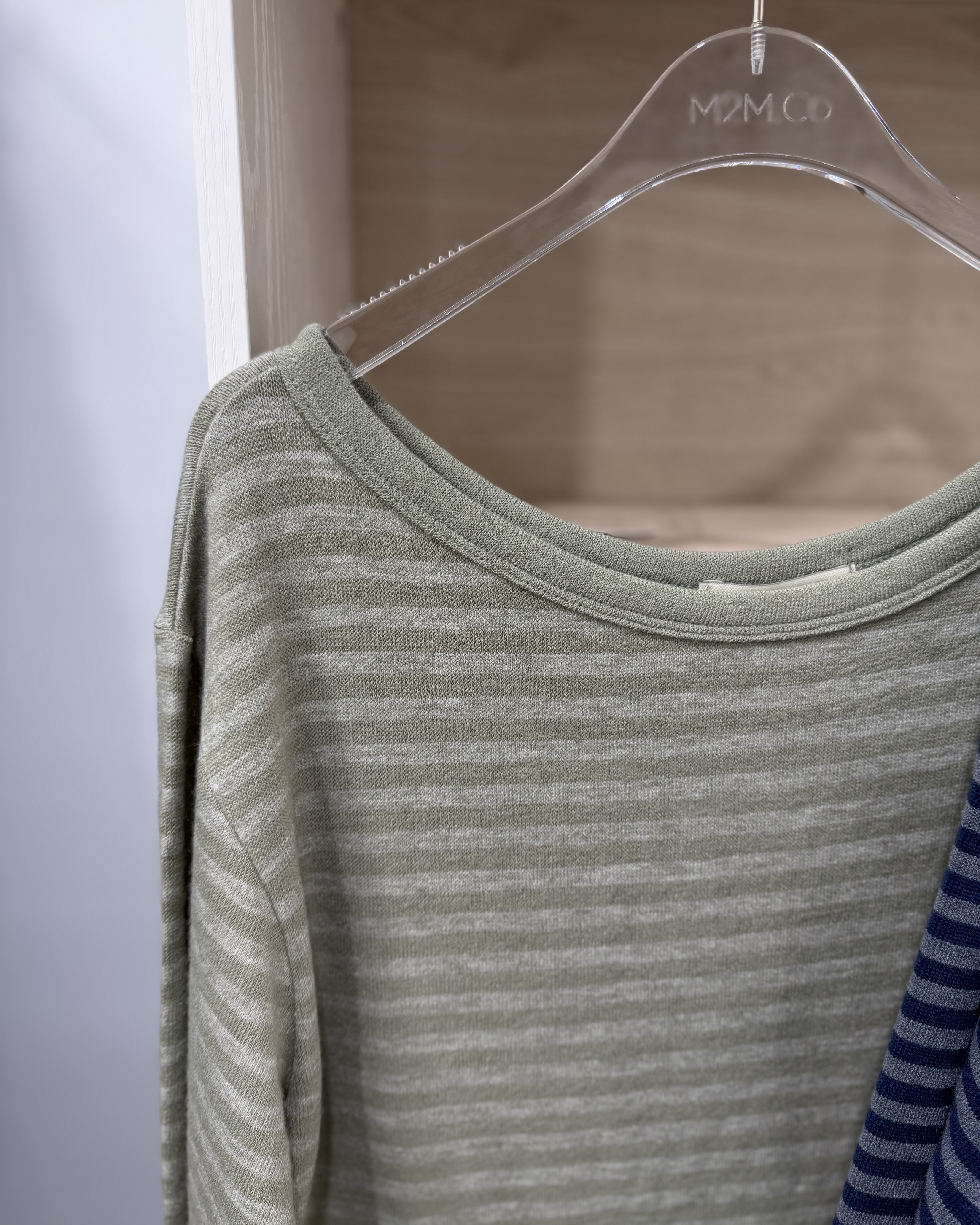 2月新品♥圓領橫間Top