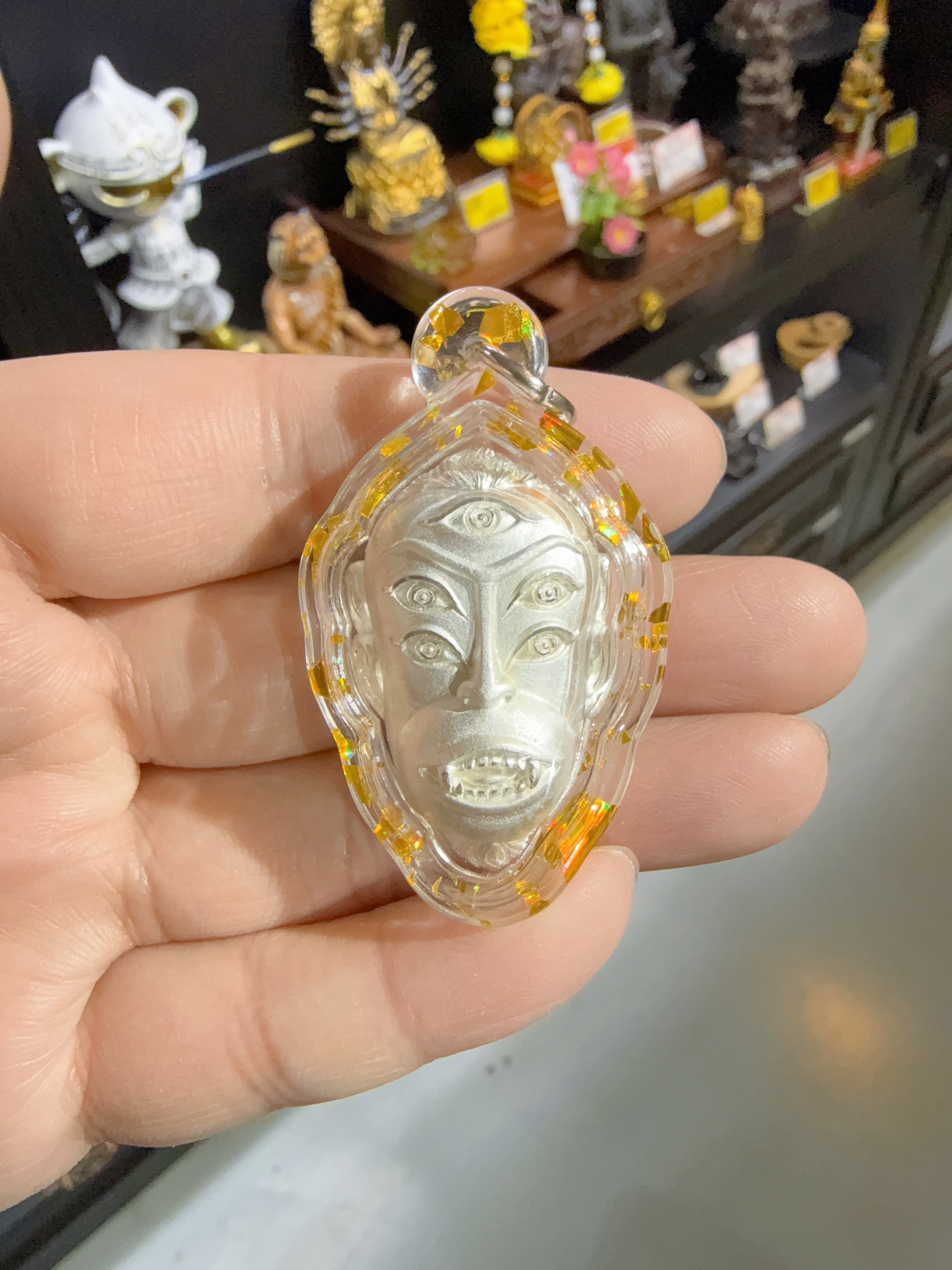 阿贊蘇賓師傅供請 銀面暴力招財五眼四耳天神佛牌