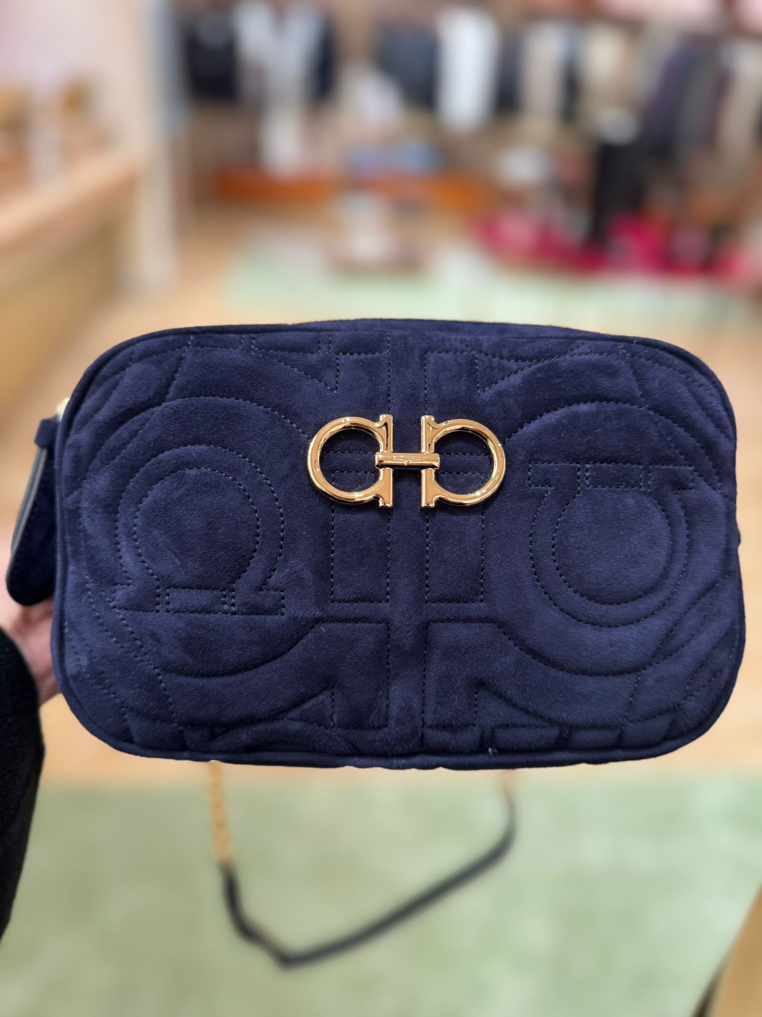 UK-CCG0306-573 (A23)