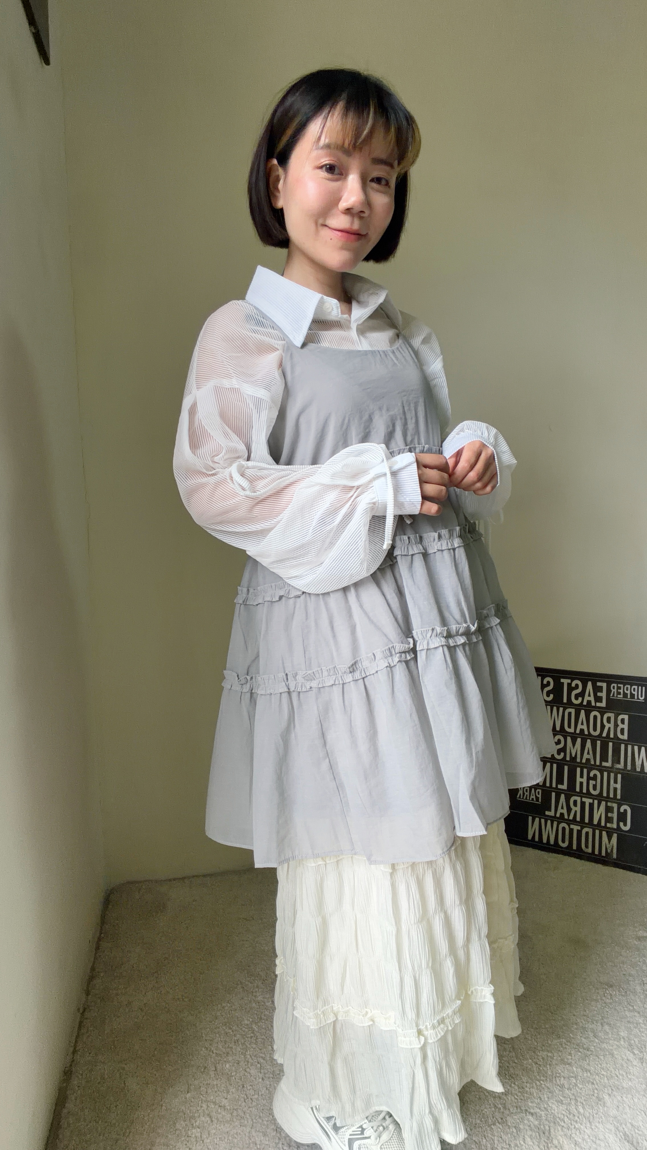 手袖蝴蝶結透膚線條感襯衫s