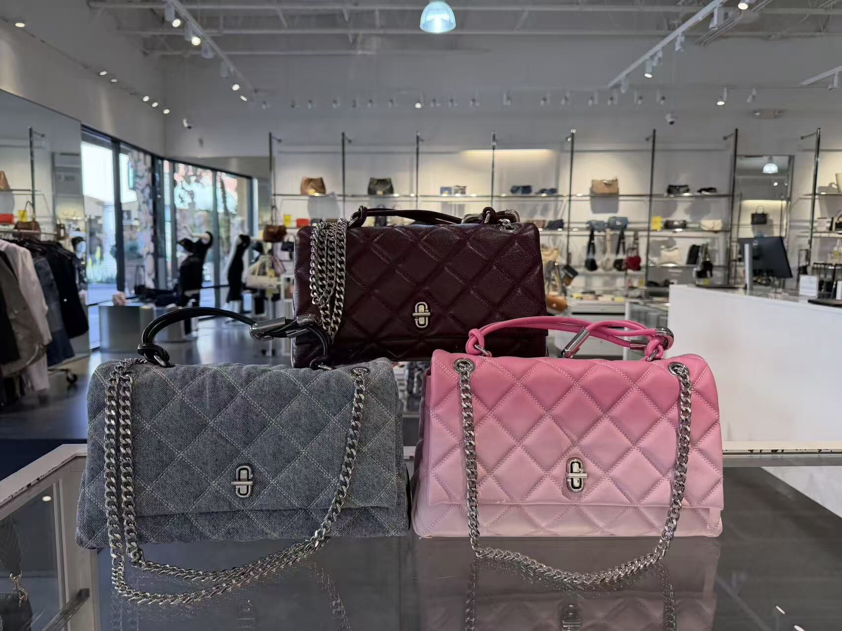 【直播】Marc Jacobs H030706 菱格紋鏈條翻蓋包系列