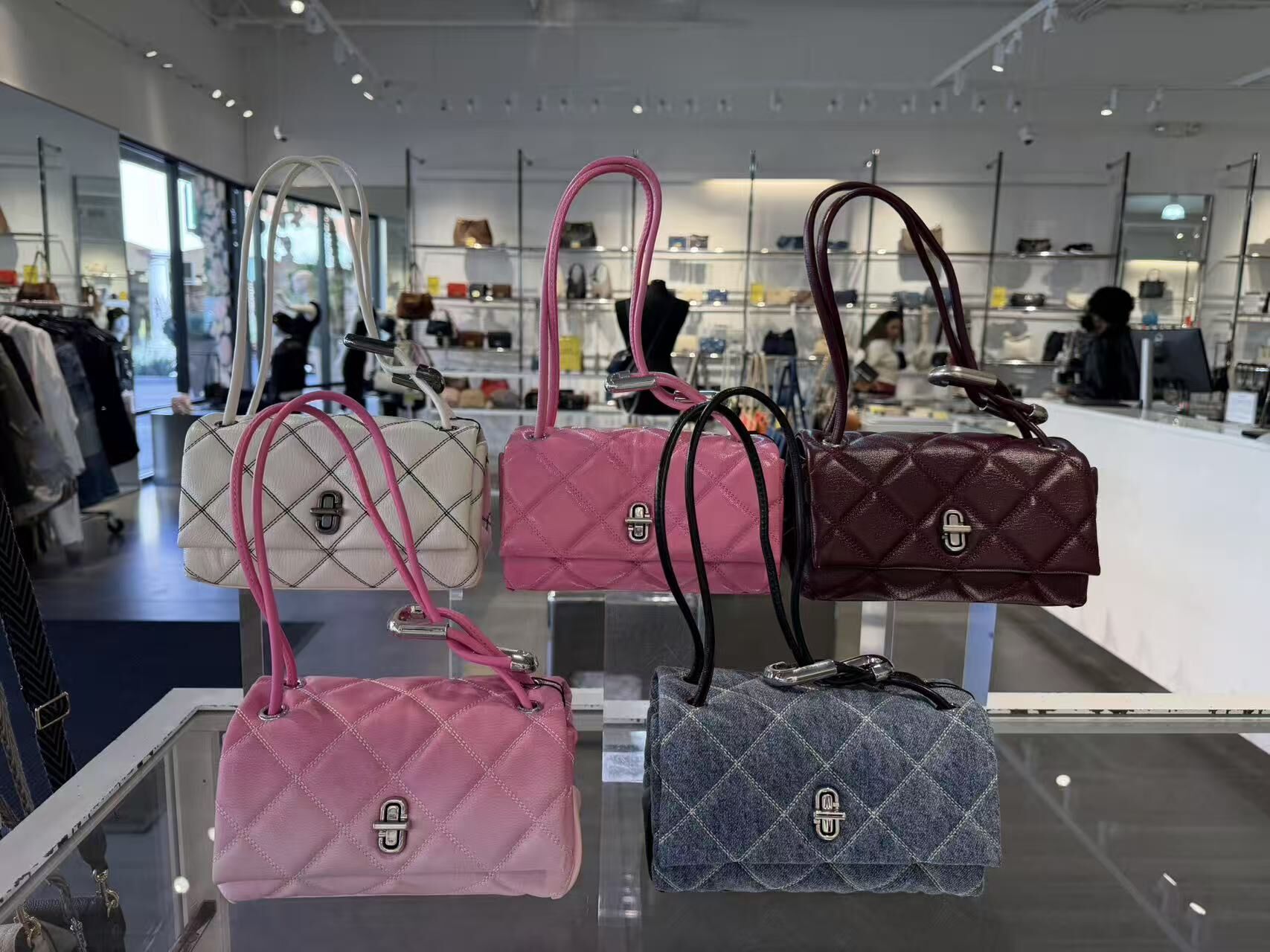 【直播】Marc Jacobs H030707 菱格紋經典手袋系列