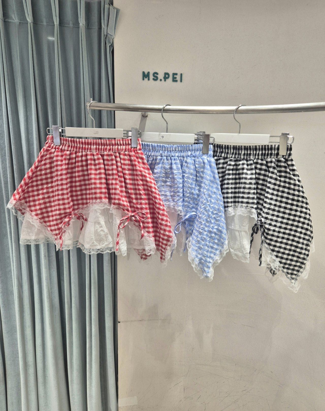 MS10C  格仔蕾絲半截裙