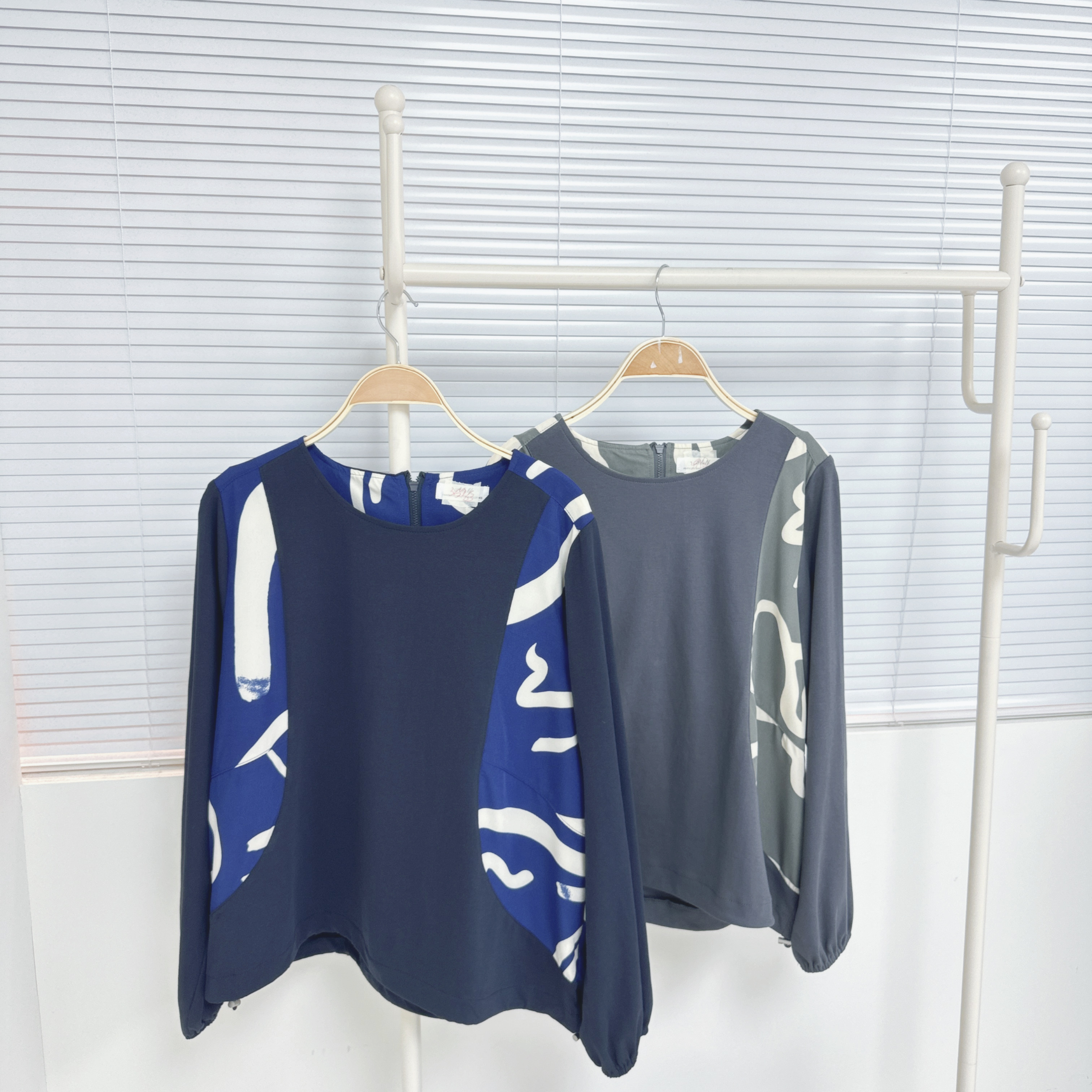 【廠家制】拼花布後拉鏈長袖TOP (K18-K19)