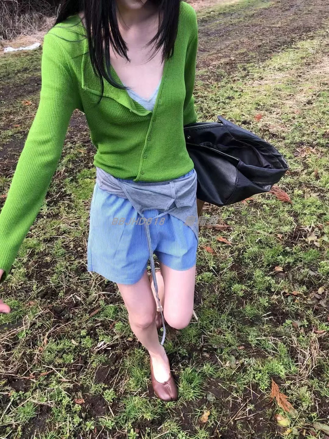 Lake 斜排扣針織上衣