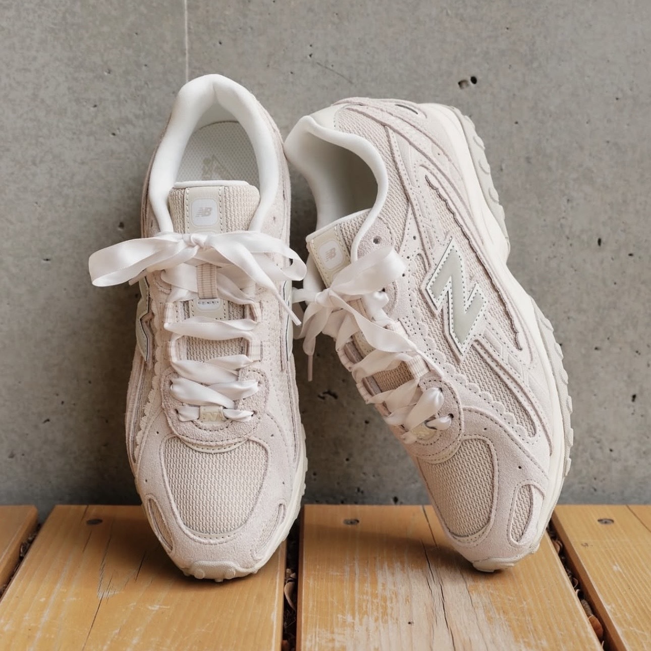 NEW BALANCE U204L 淡奶茶 緞帶鞋帶 復古 麂皮 女鞋 U204L2SZ-D