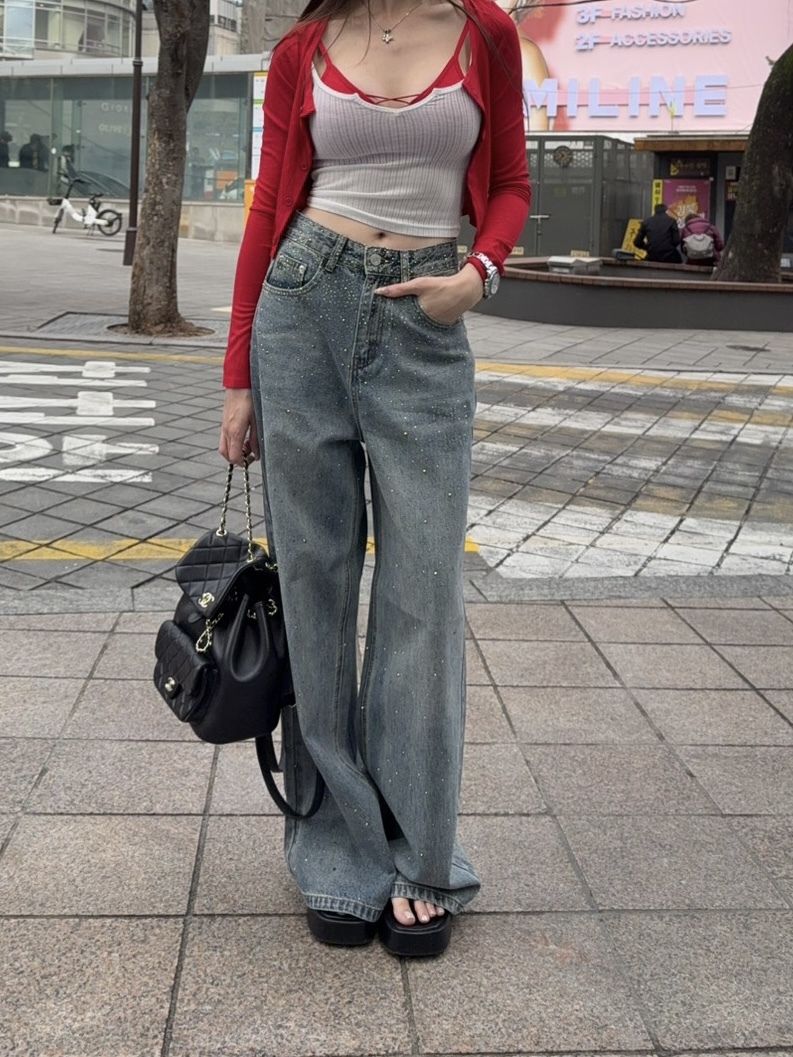 今年流行閃亮燙鑽牛仔褲
