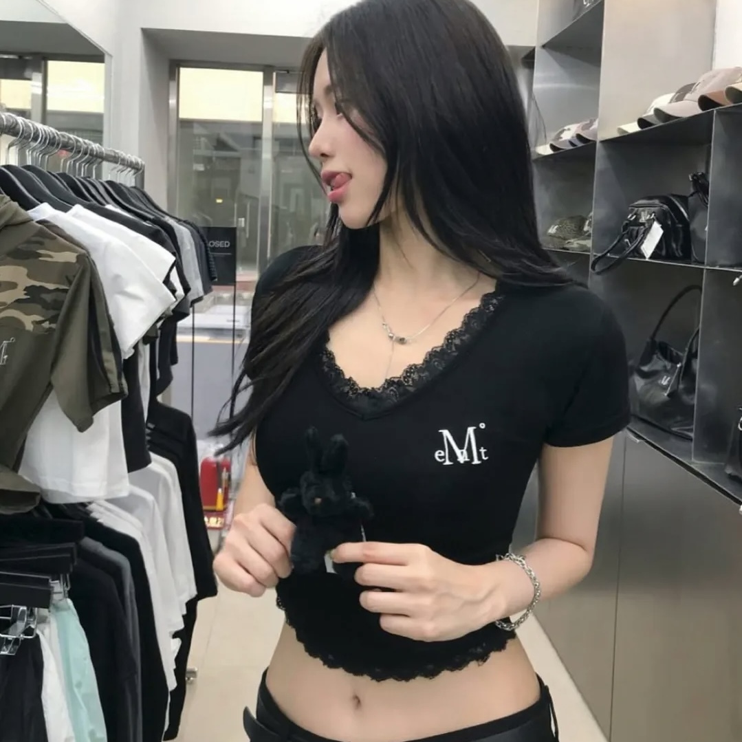 MUCENT 蕾絲短袖 上衣 V領 純欲風 韓國代購 三色