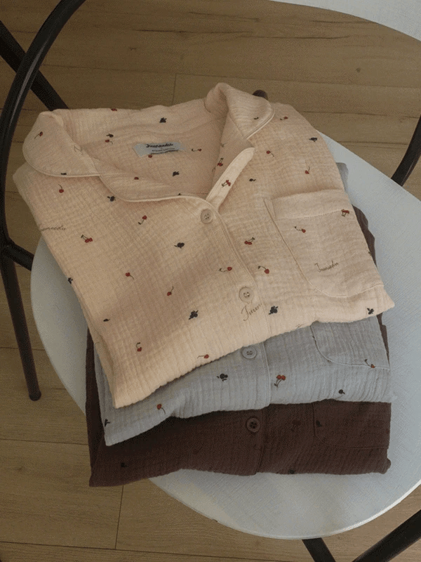 Juuneedu｜[短袖睡衣] Cherry Pajamas [3 colors]