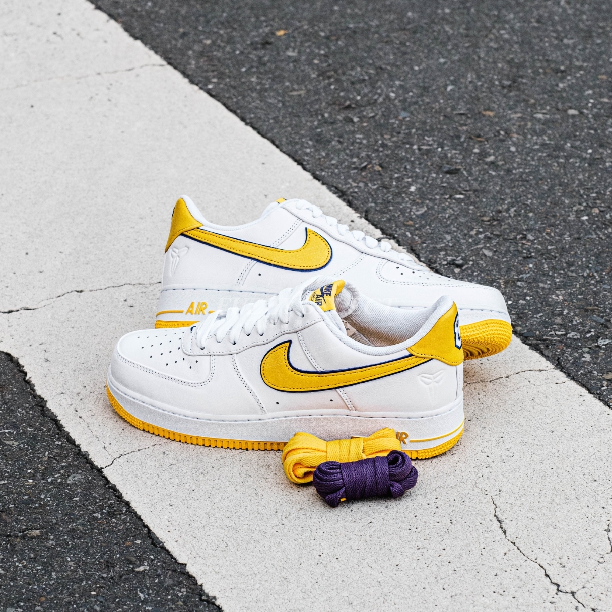 【逢甲 FUZZY】Kobe Bryant x Nike Air Force 1 "Home" 湖人 FZ1151-100