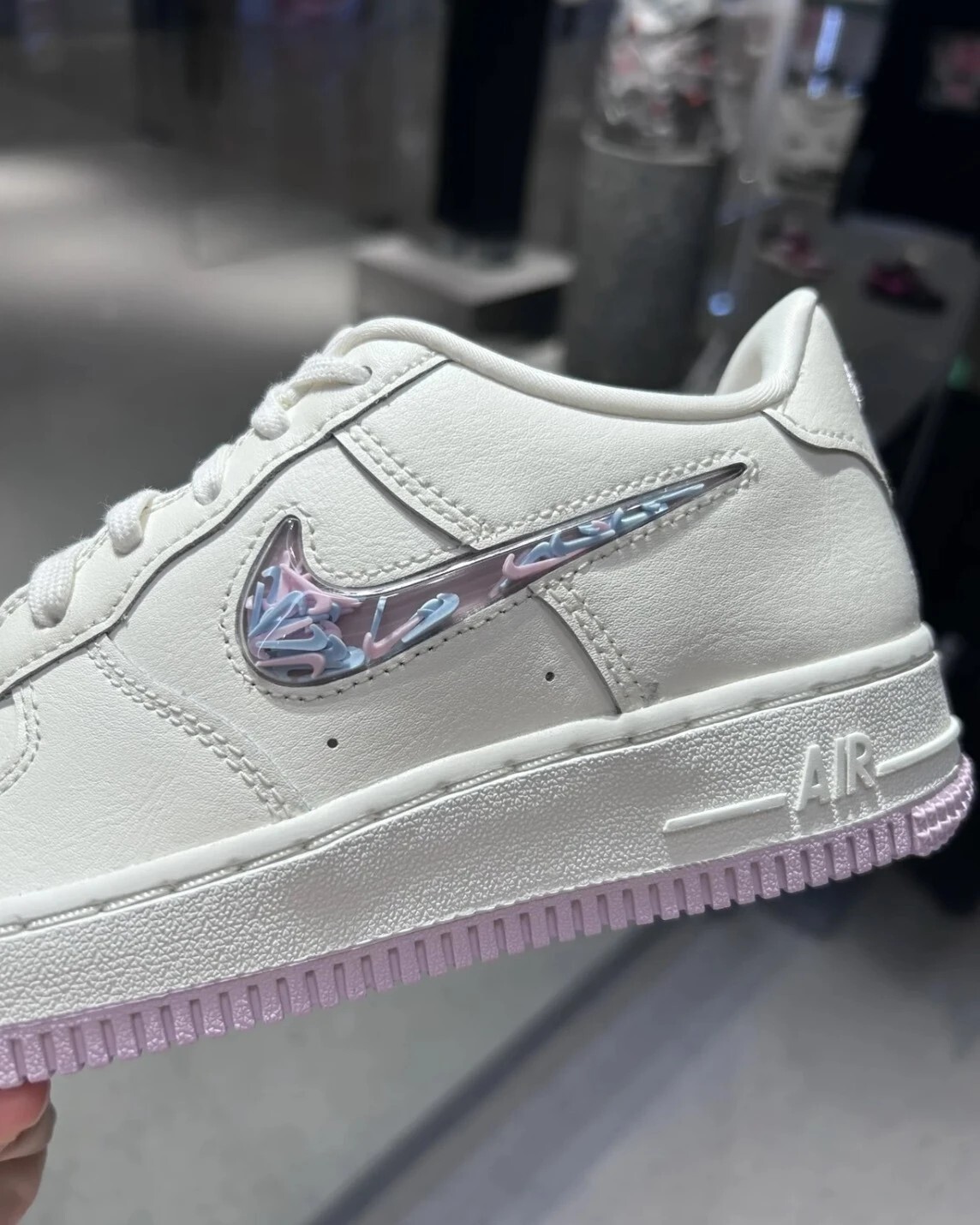 <國外限定> NIKE Air Force 1 奶油紫 透明流沙勾勾 女鞋