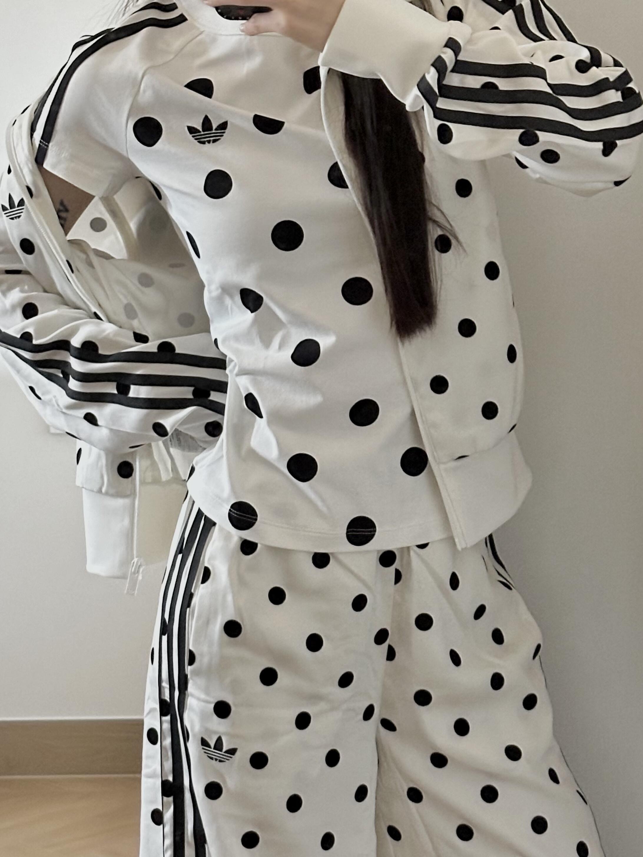 【預購】Adidas 緞面波點 三條 點點 黑白圓點 立領 運動 長袖 夾克 闊腿褲 長褲 外套 多色可選 KV1165