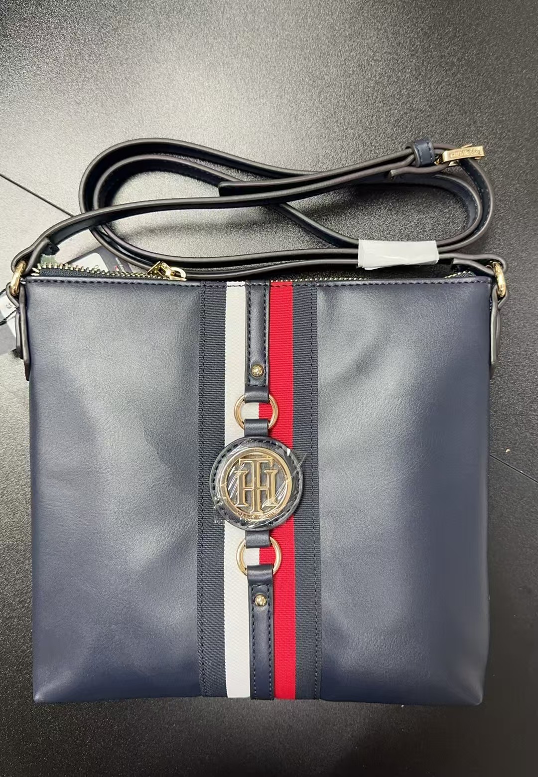 【直播】Tommy Hilfiger LX030767 Jaden 斜咩包