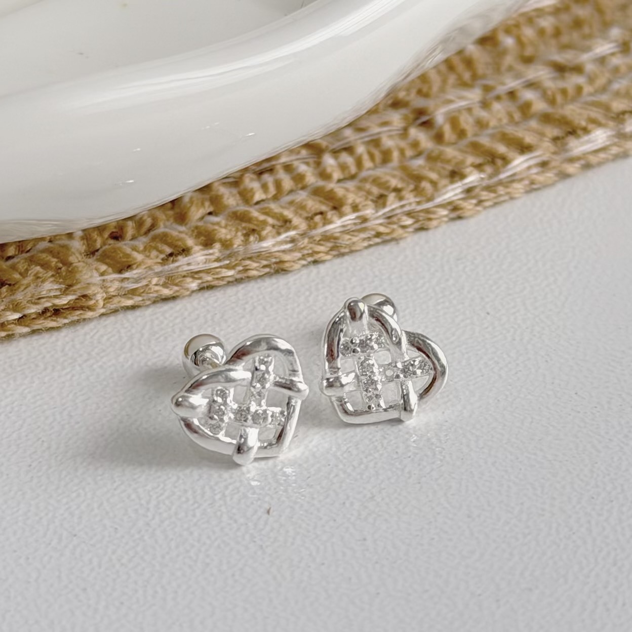 V274排鑽格子愛心純銀鎖針