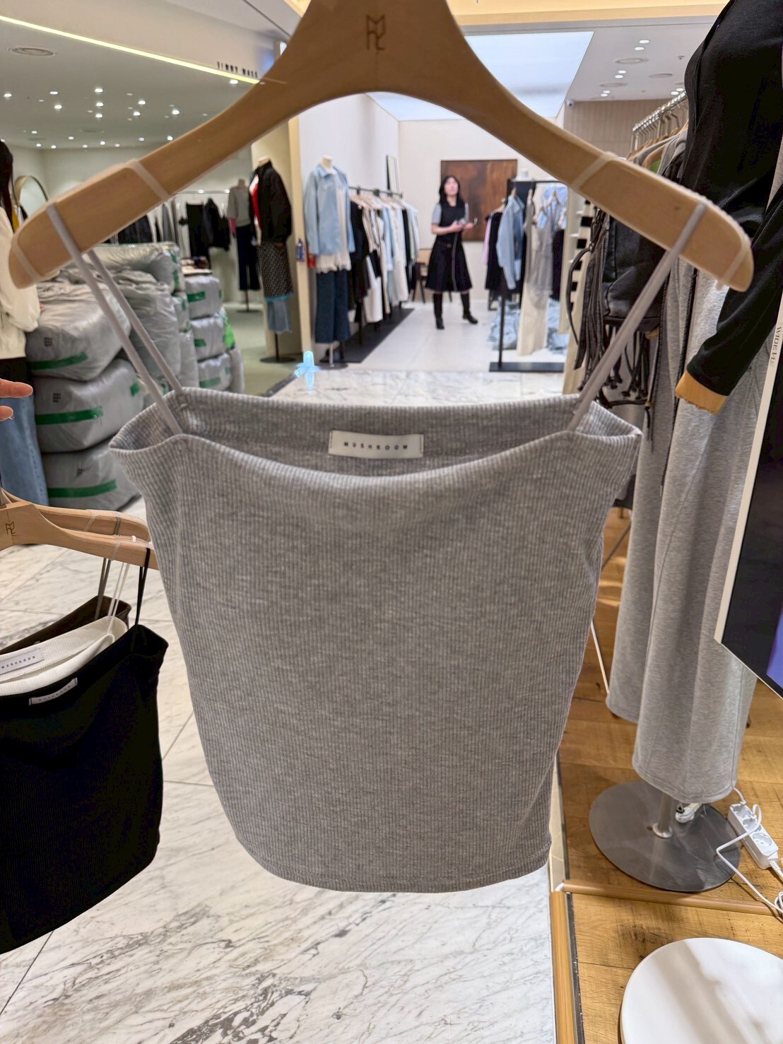 #AF19百搭細肩Bra Top(黑/白/灰/卡其)