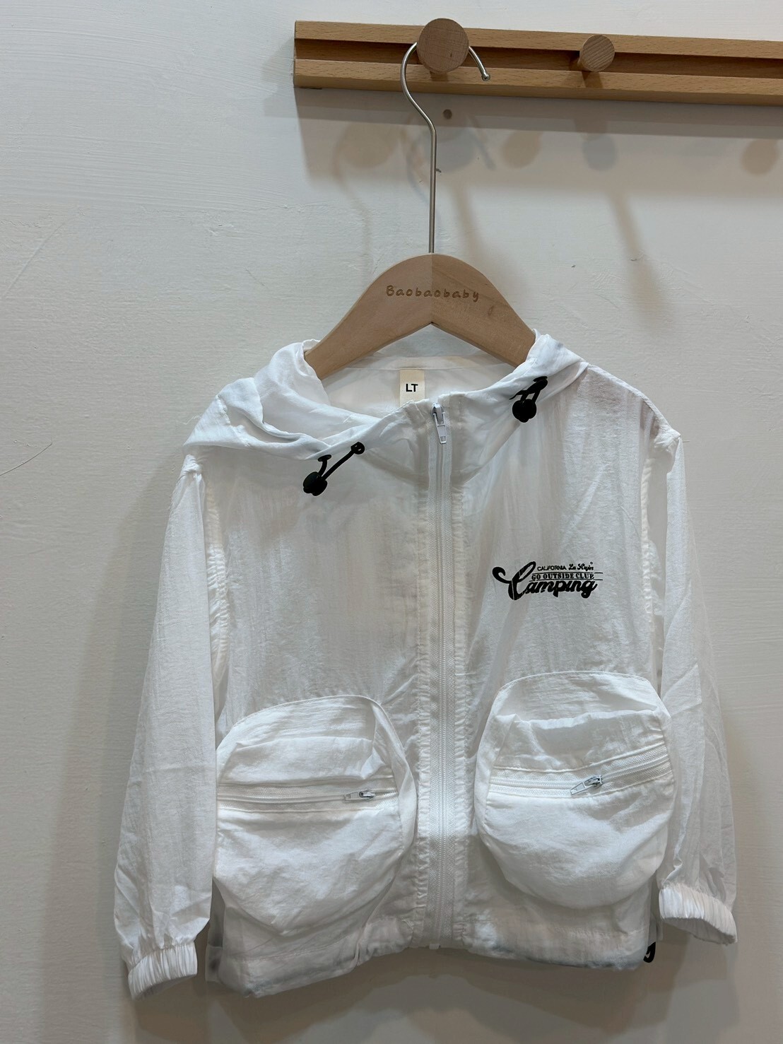 小探險家防風外套