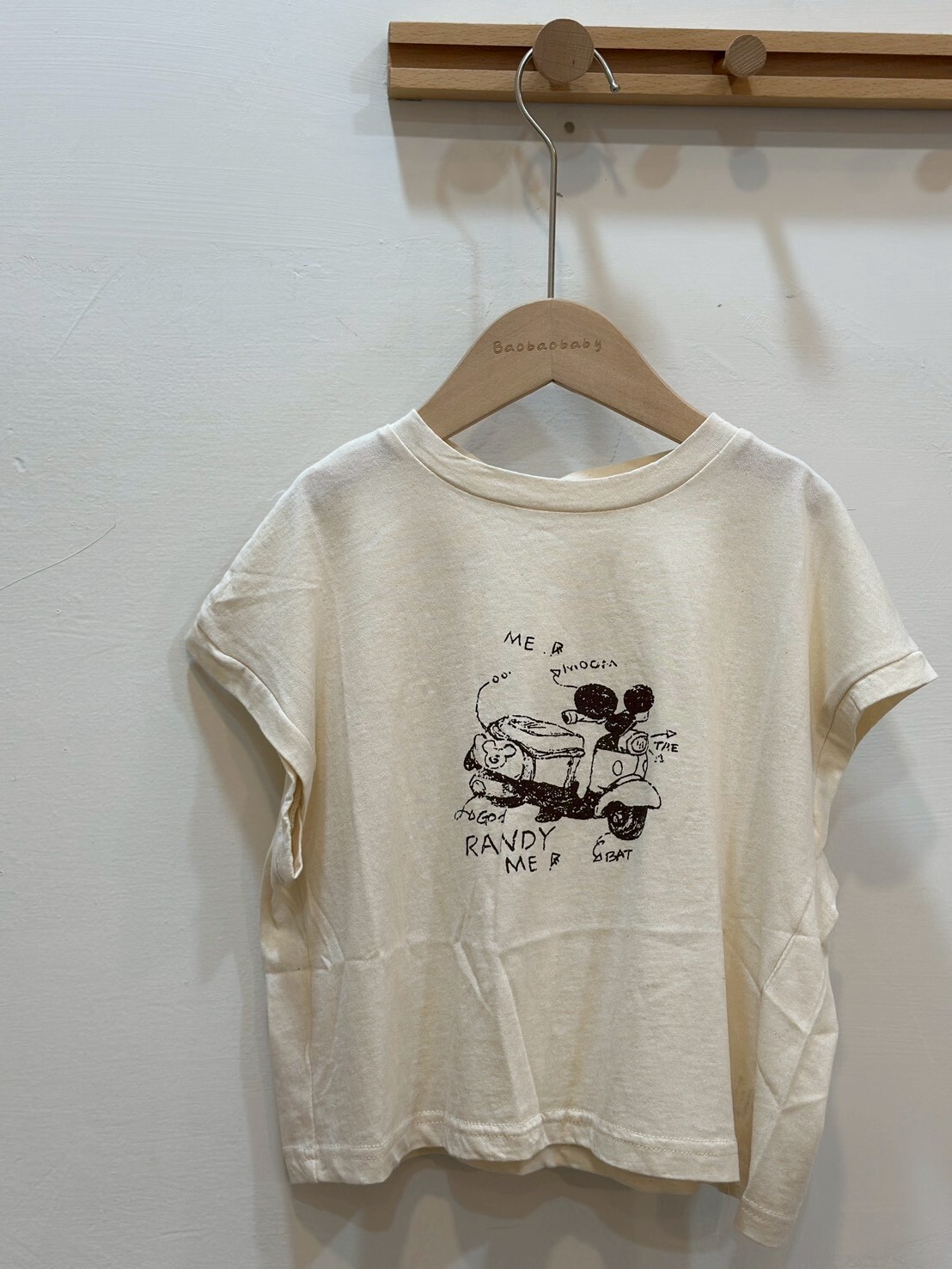 韓系復古插畫短T