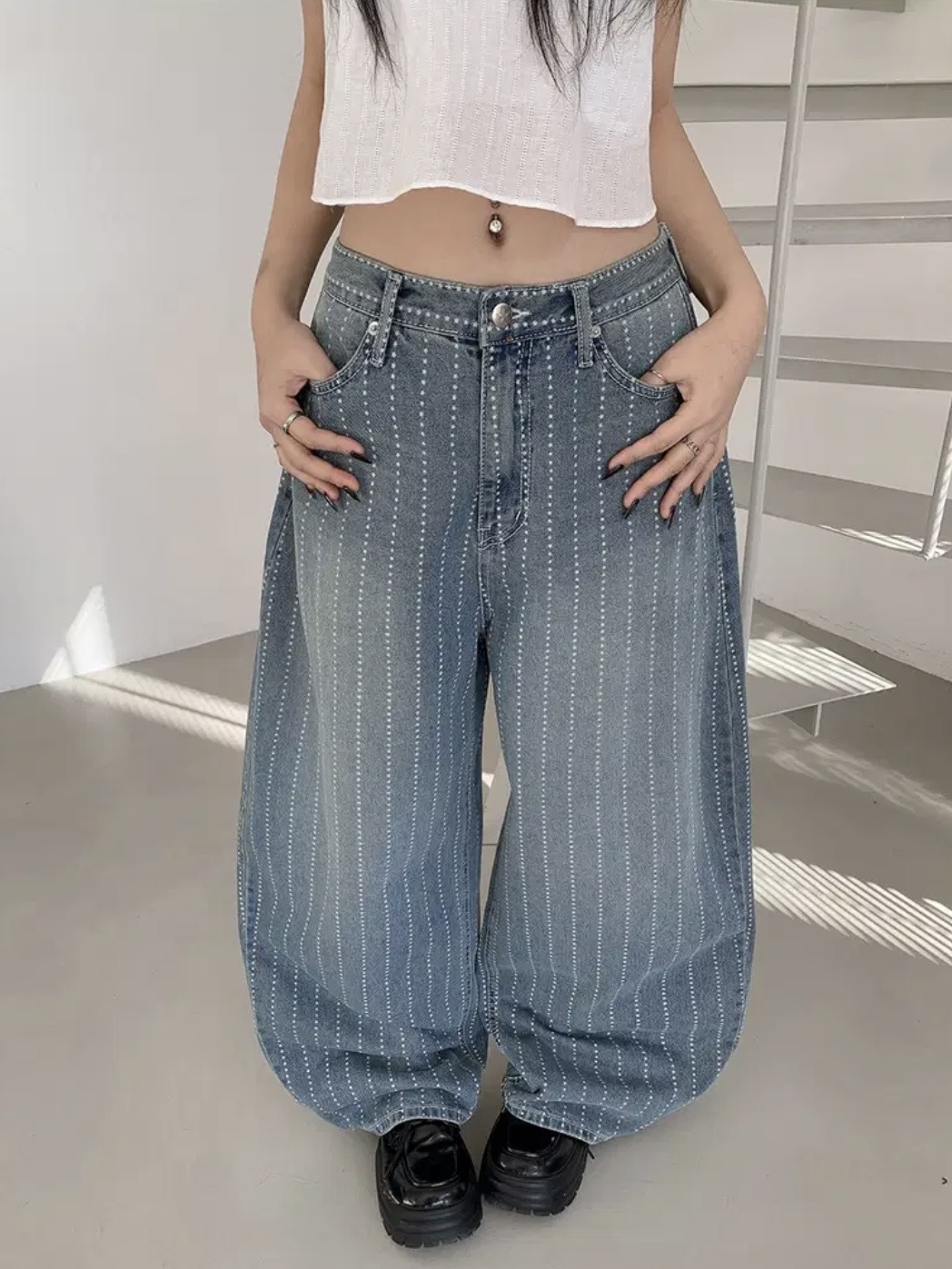 【網站限定優惠】直紋星星彎刀褲