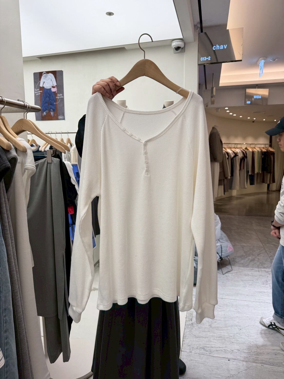 #AF27大Ｕ領鬆餅格上衣(灰/白/深藍/燕麥)