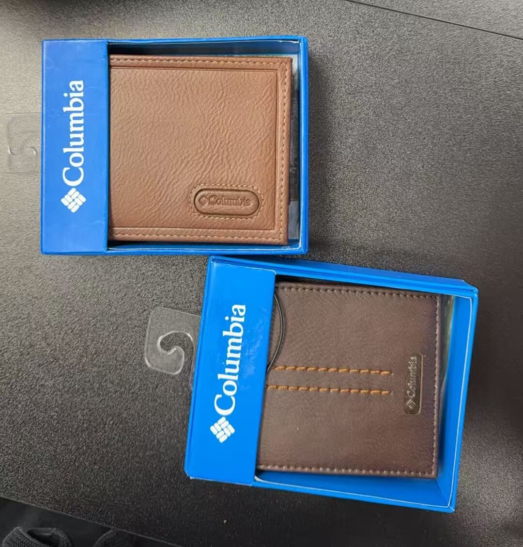 【直播】Columbia LX030789 銀包