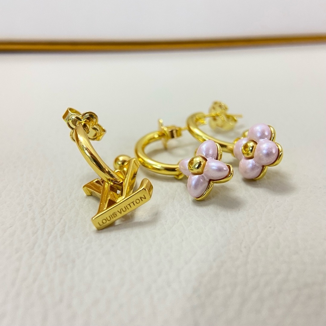 18k”floragram花卉粉貝珍珠三合一高奢定製小耳墜