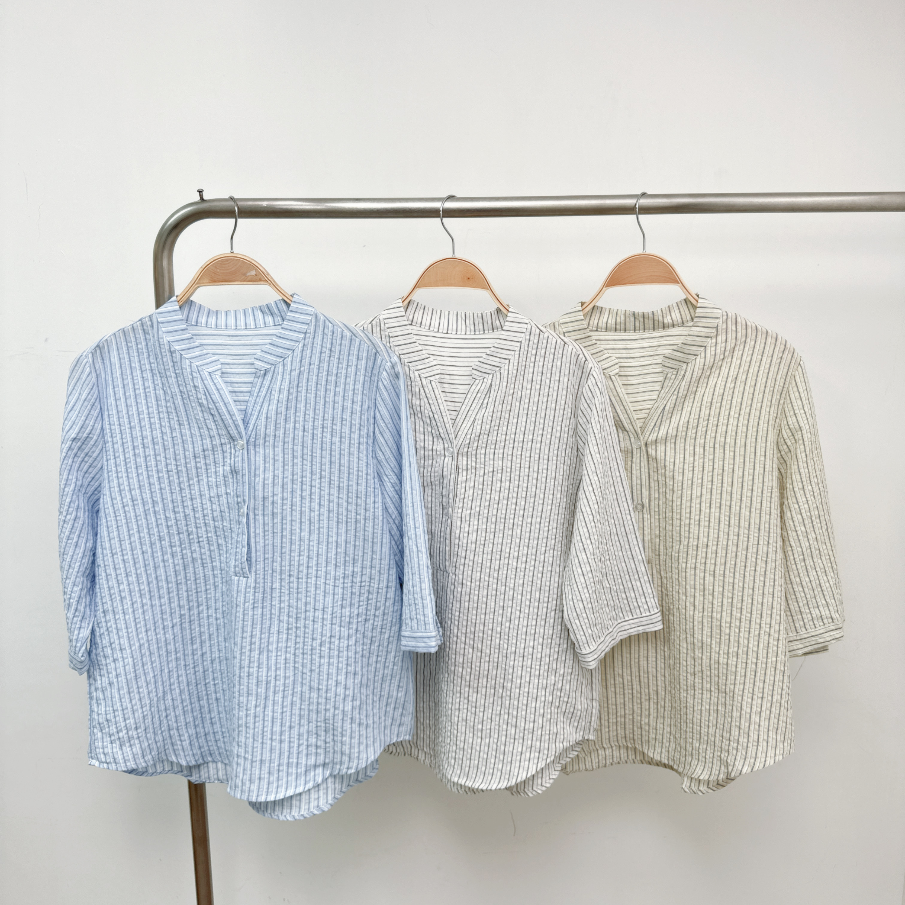 【預訂】領位開鈕中袖條紋恤TOP (P85-P87)