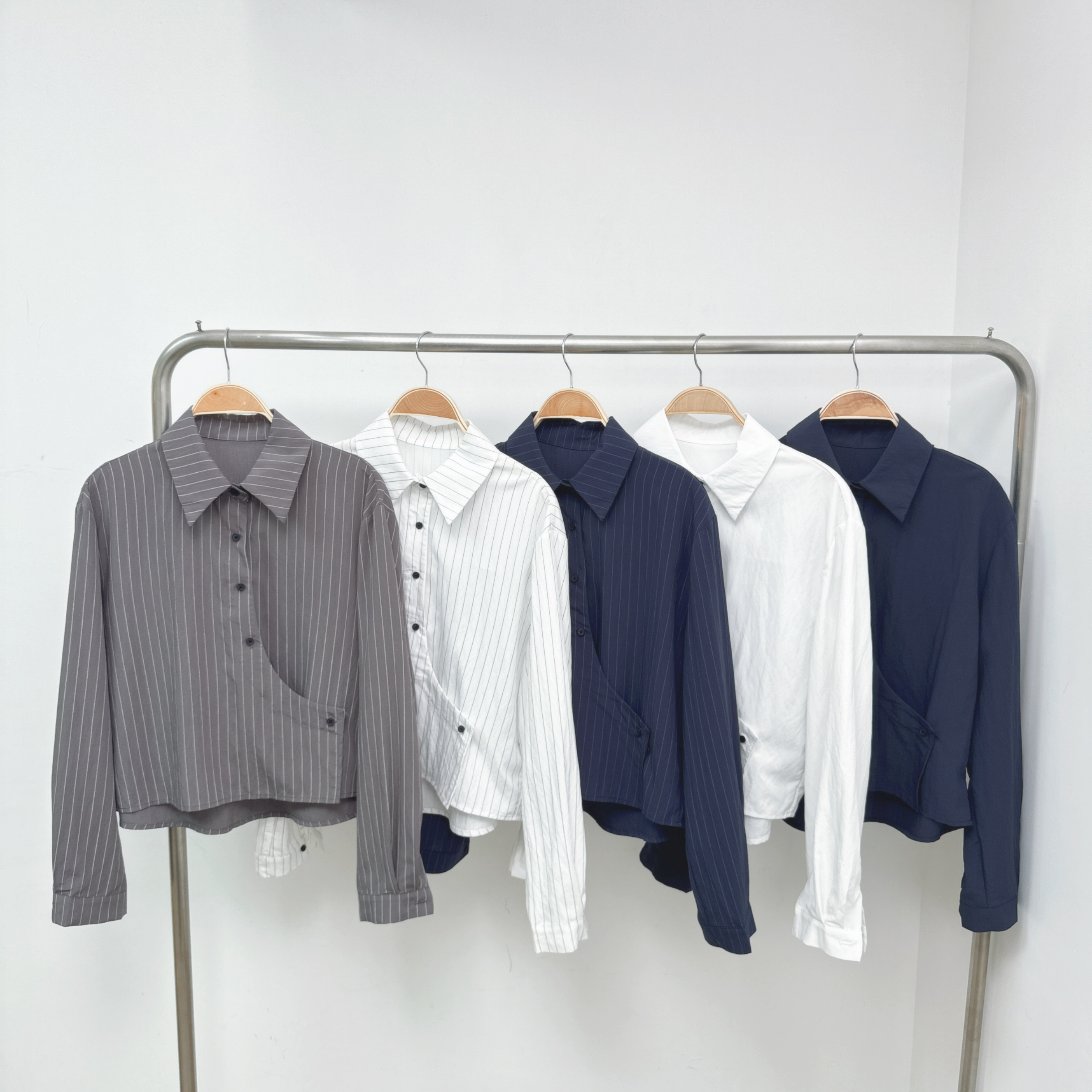 【預訂】修腰鈕扣兩著恤 (P47-P51)