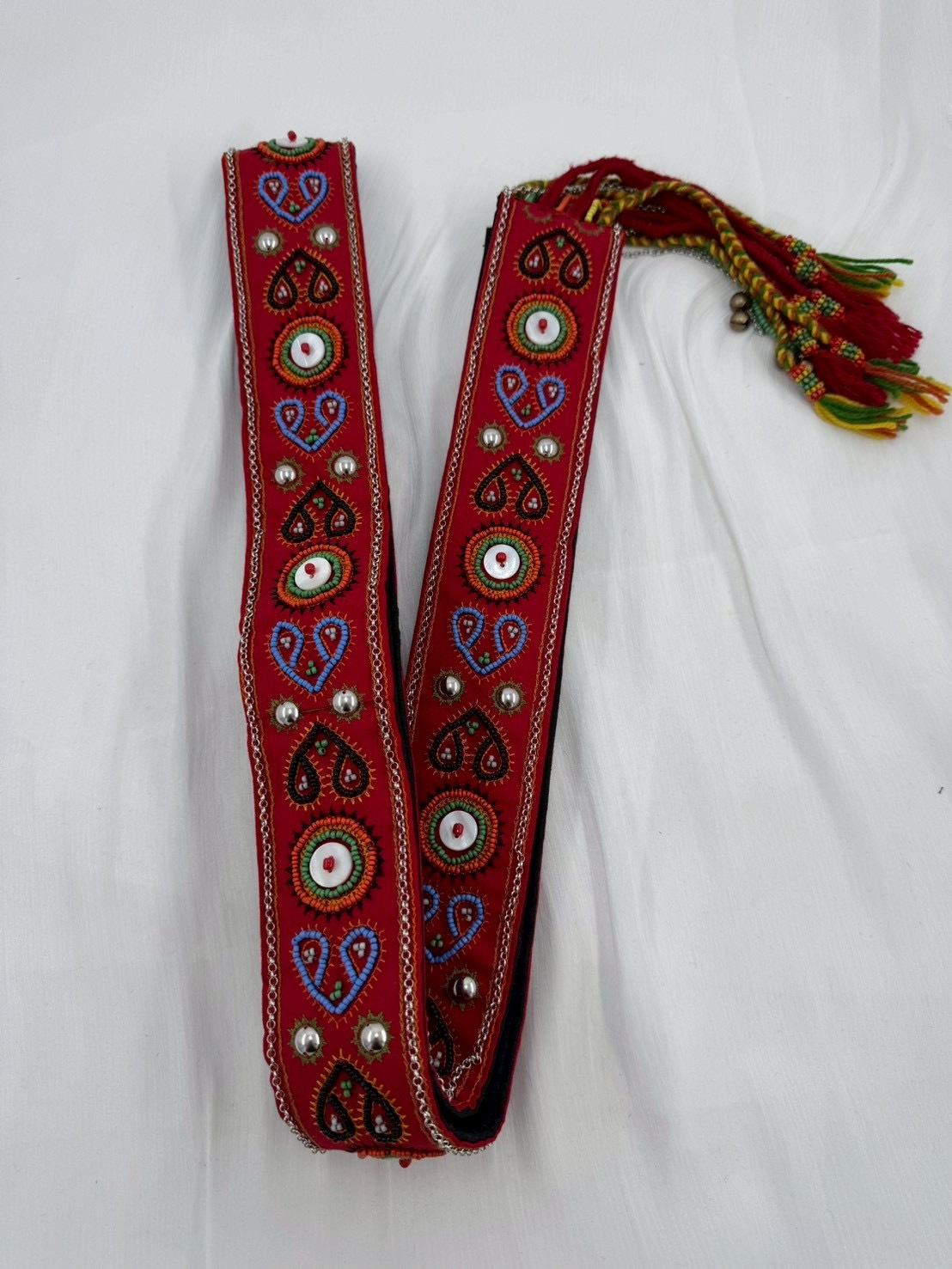 No.8手工珠繡刀冰流蘇肩背帶6*220cm（紅底）