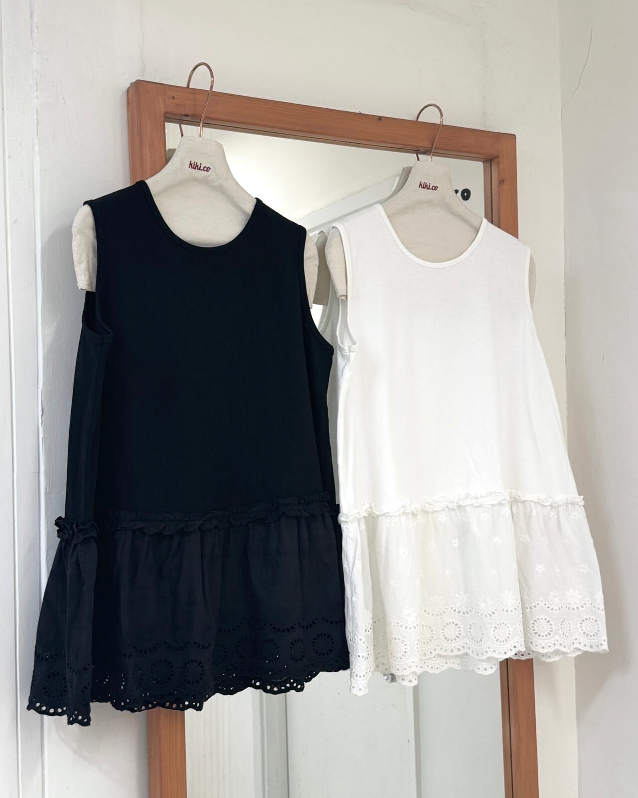 圓圈通花傘邊圓領背心