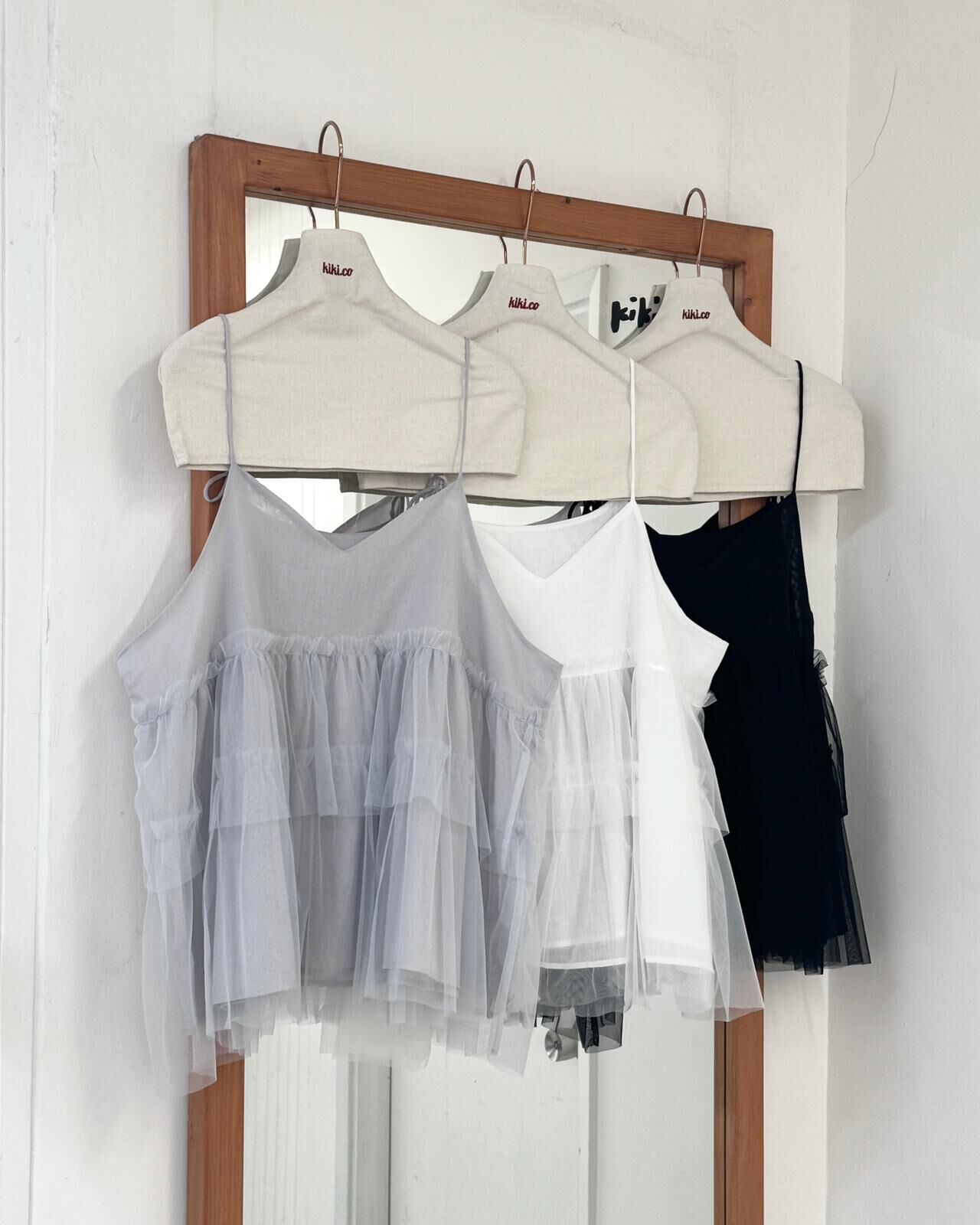 薄棉拼透紗吊帶背心外搭