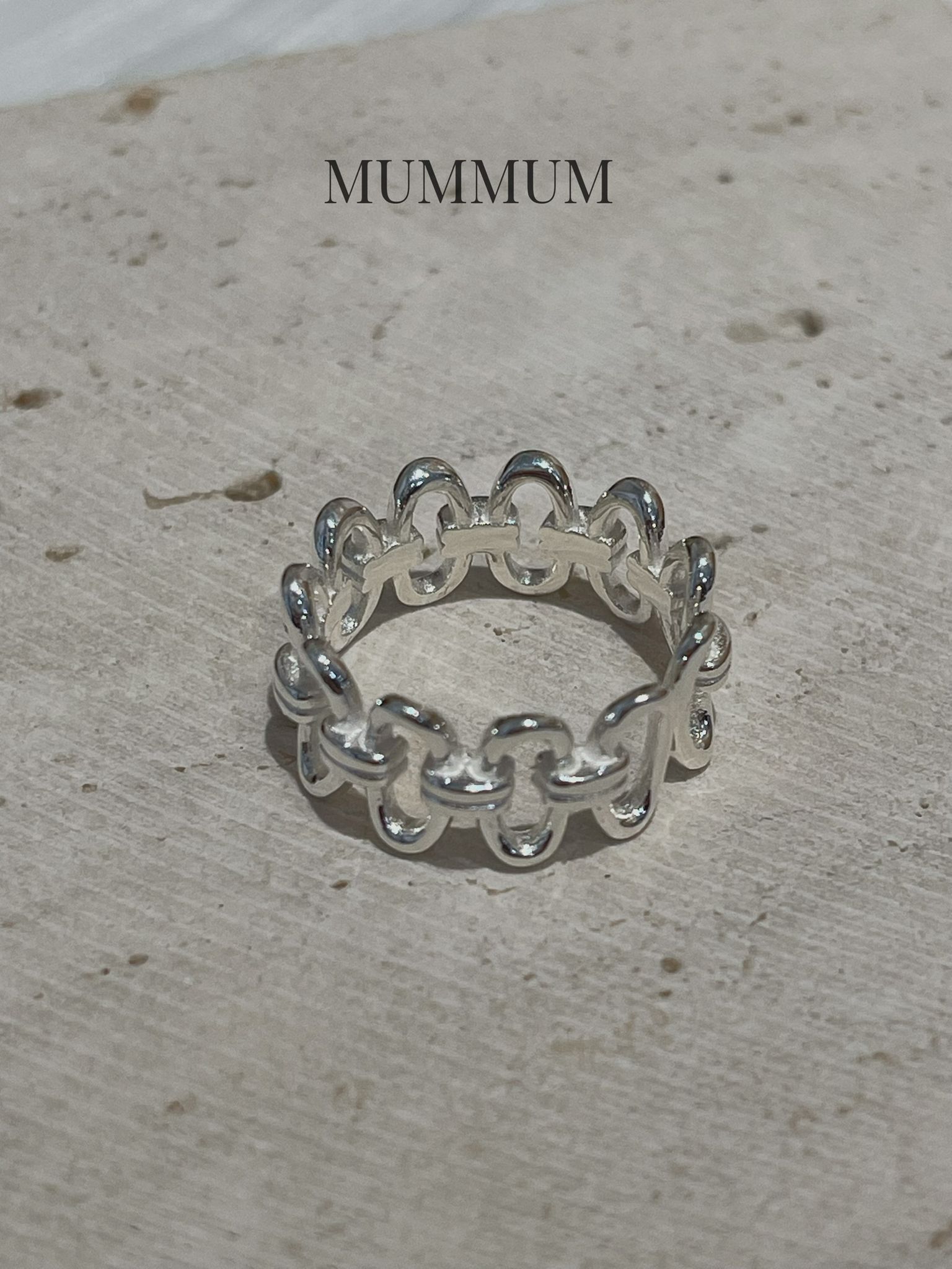 SL13240/橢圓立體扣扣相連結著