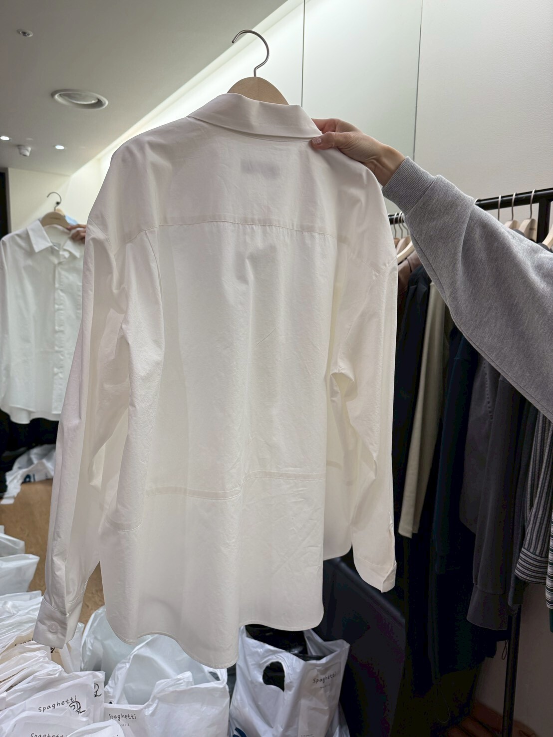 #AF43簡約白襯衫