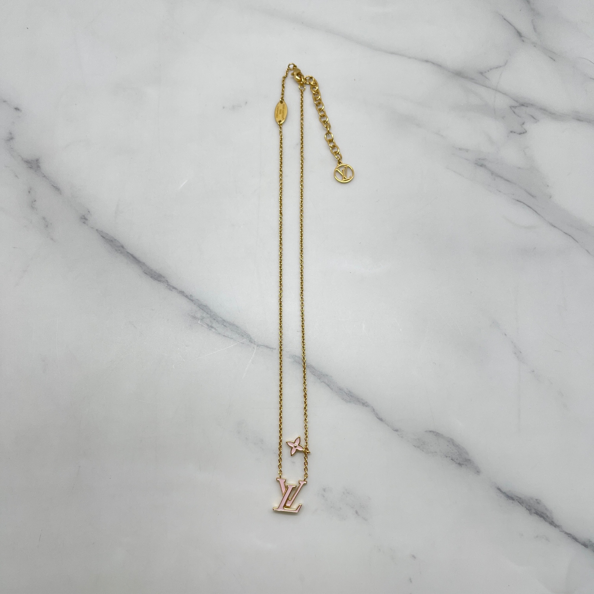 LV Iconic Enamel Necklace（Pink）