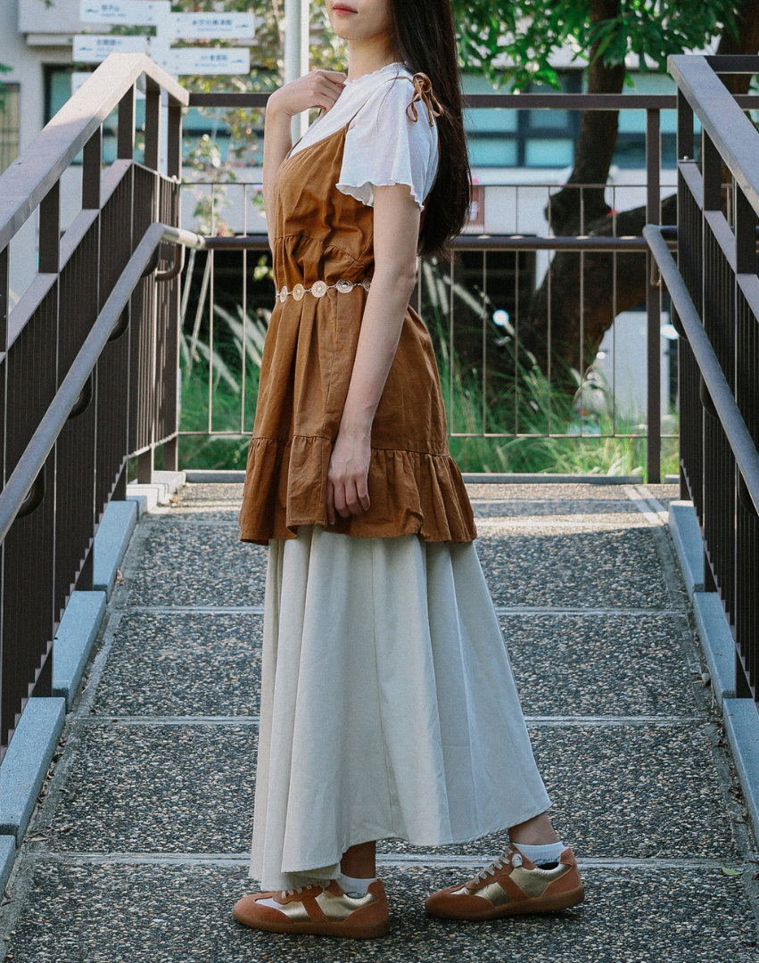 Sanly Joy 香檳金真皮德訓鞋 鞋面皮革質感細節特寫