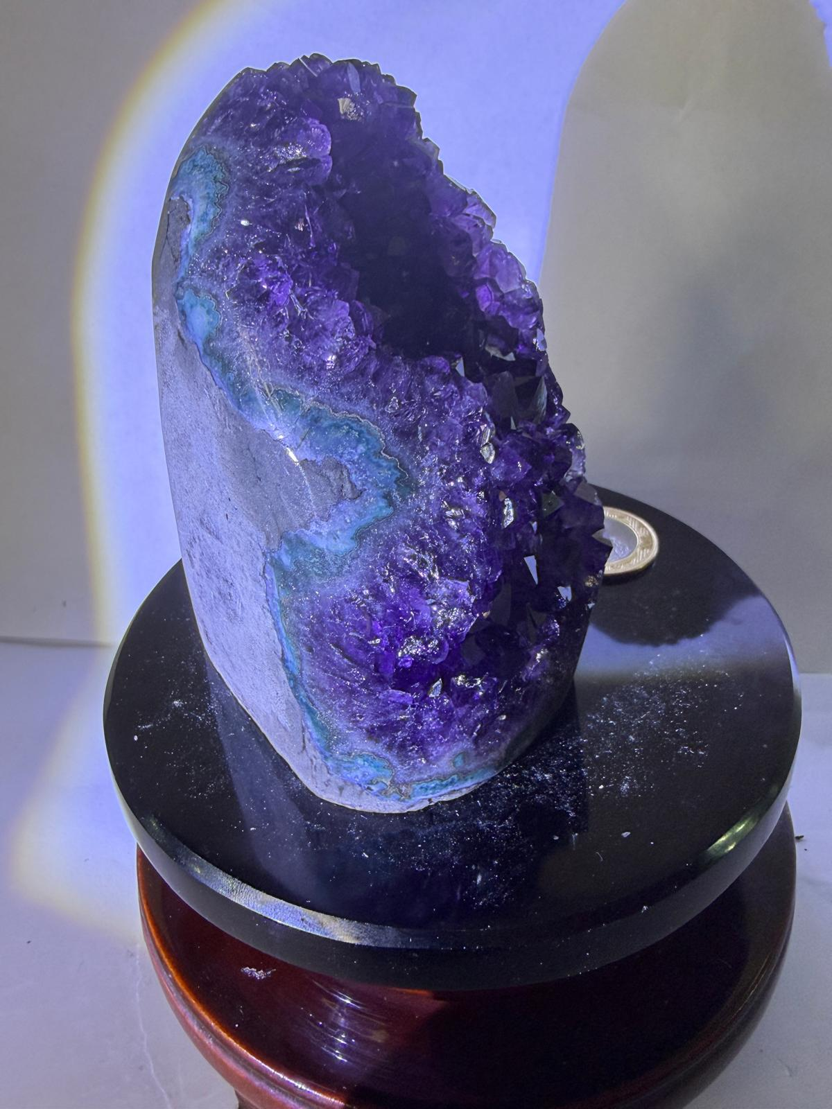 WA583 D84 頂級 SS 貨 0.65~0.75KG 水晶擺件