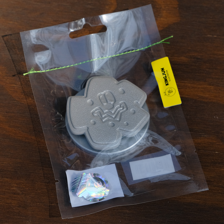 Kingjun｜皮革磁吸氣囊支架｜歪歪病毒花