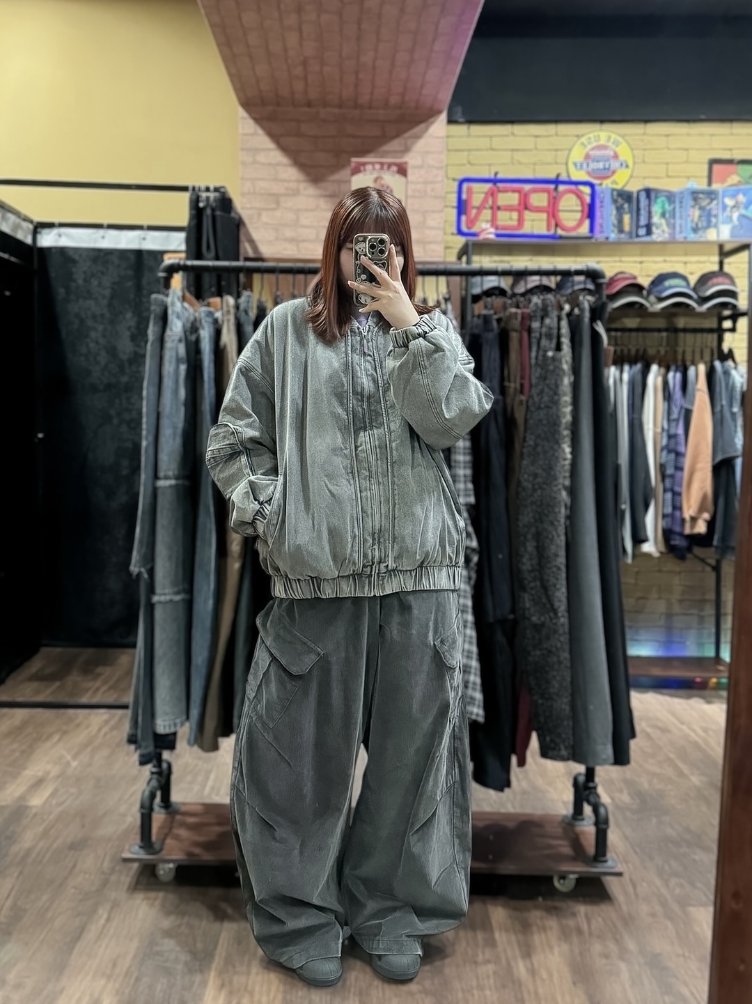 Corduroy燈芯絨斜袋彎刀褲