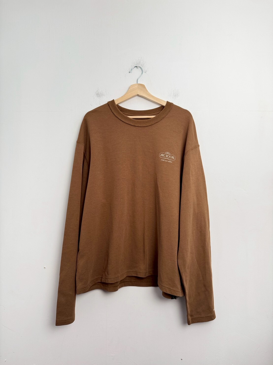 ARC ROOM EVERYDAY L/S TEE BROWN SIZE 3