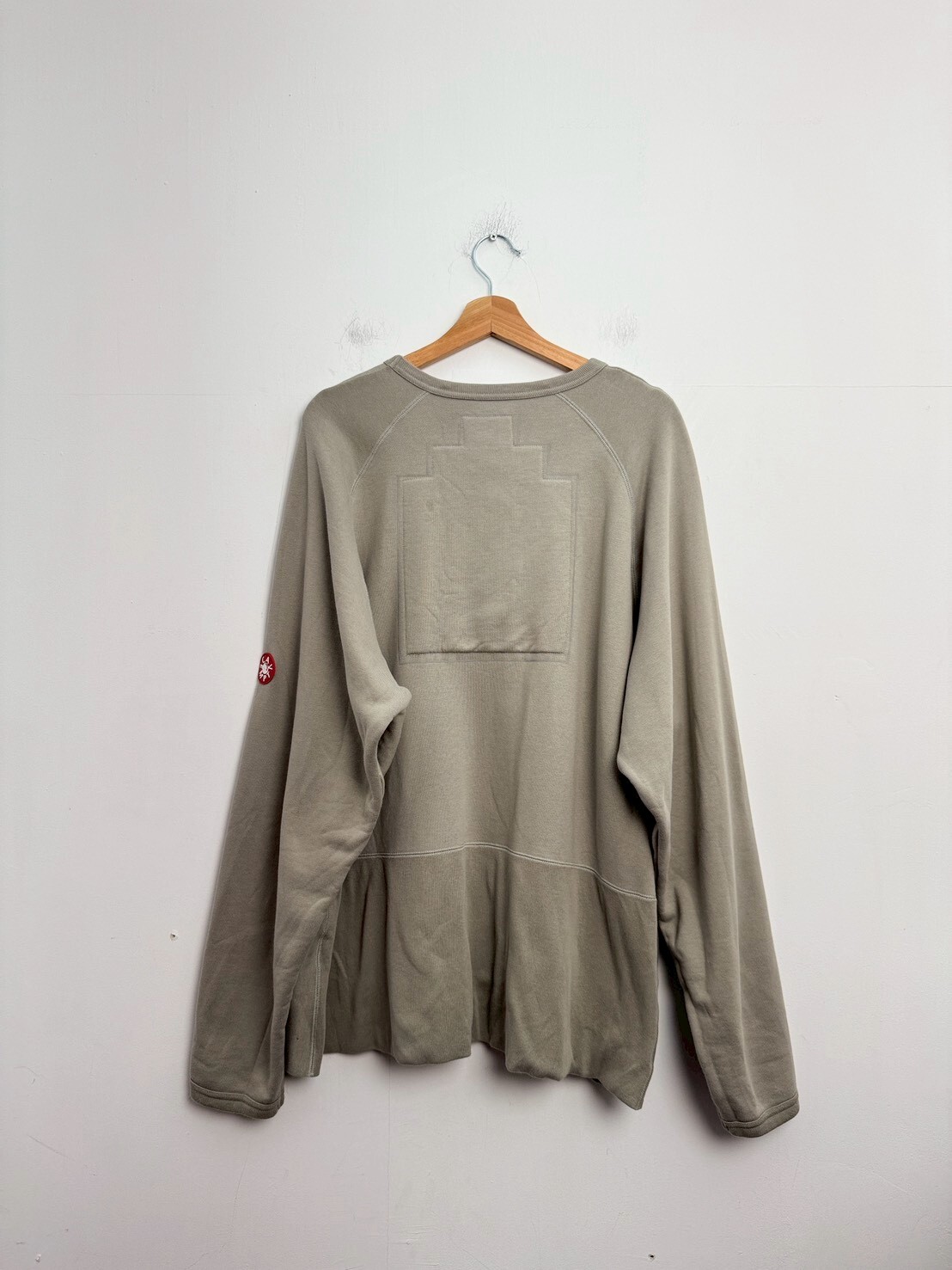 C.E HALF PANEL RIB CREW NECK GREY SIZE XL