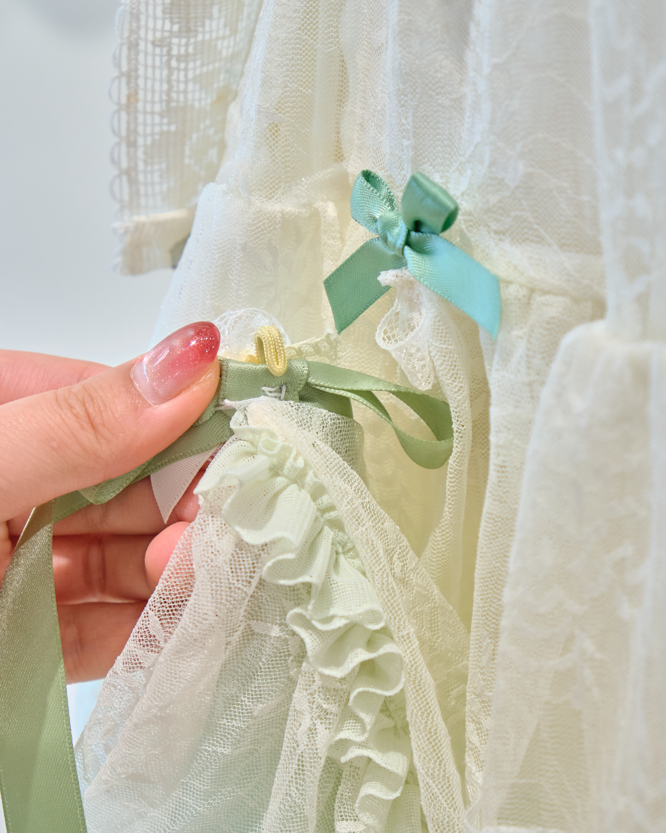 13555 2-Way Asymmetric Tiered Gauze Ribbon Skirt