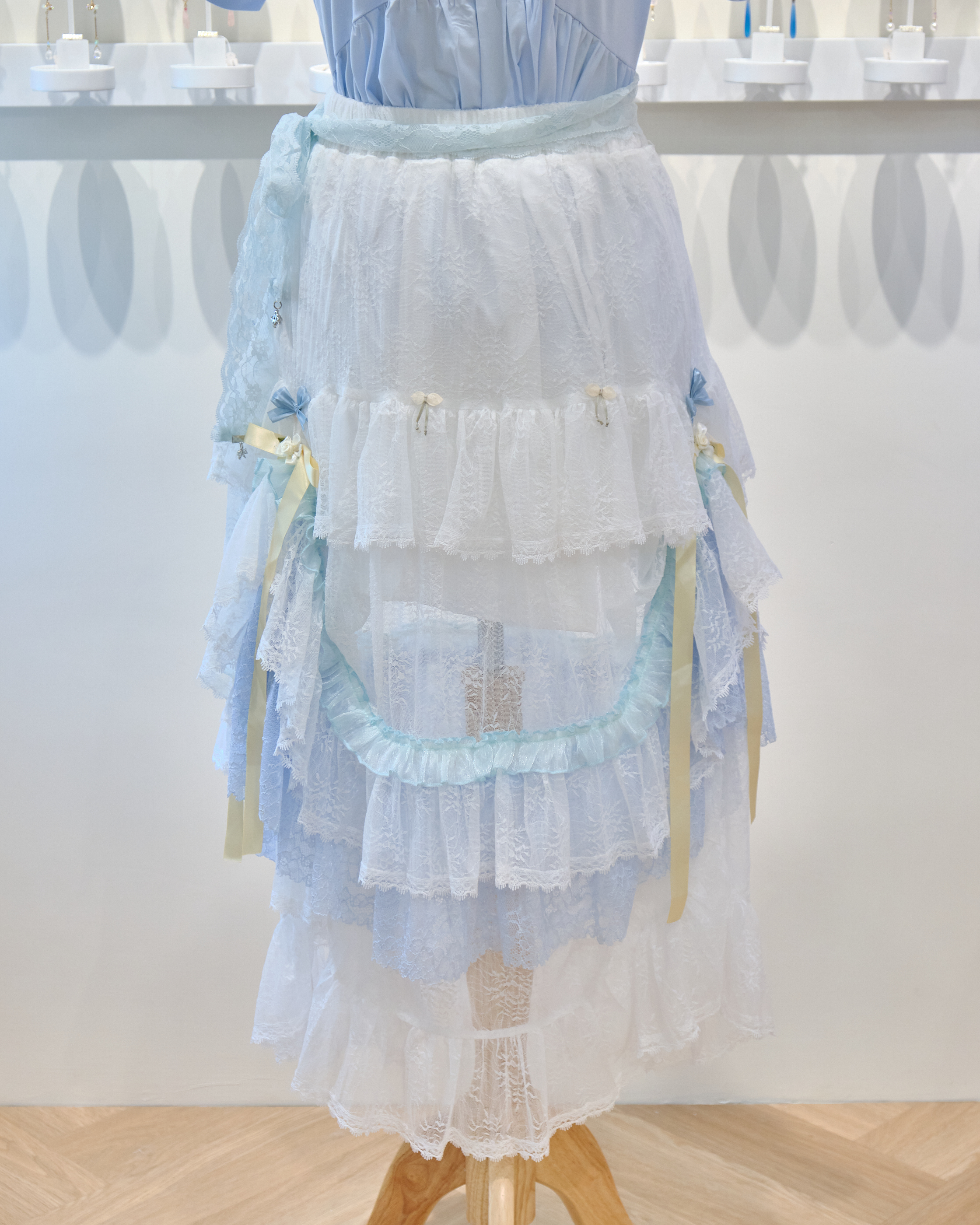 13553 2-Way Asymmetric Tiered Gauze Ribbon Skirt