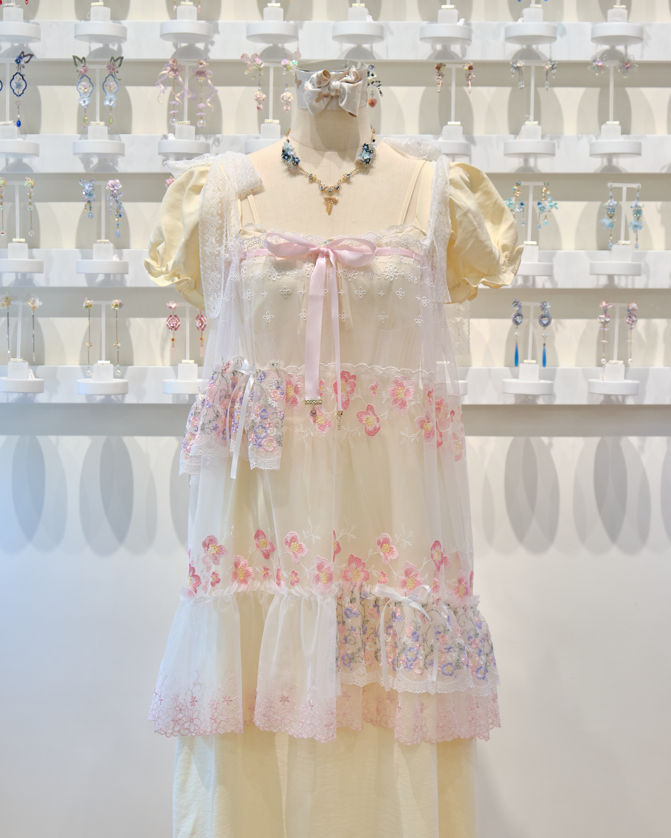 13532 2-Way Lace Ruffle Multi-Bow Romantic Camisole/Skirt