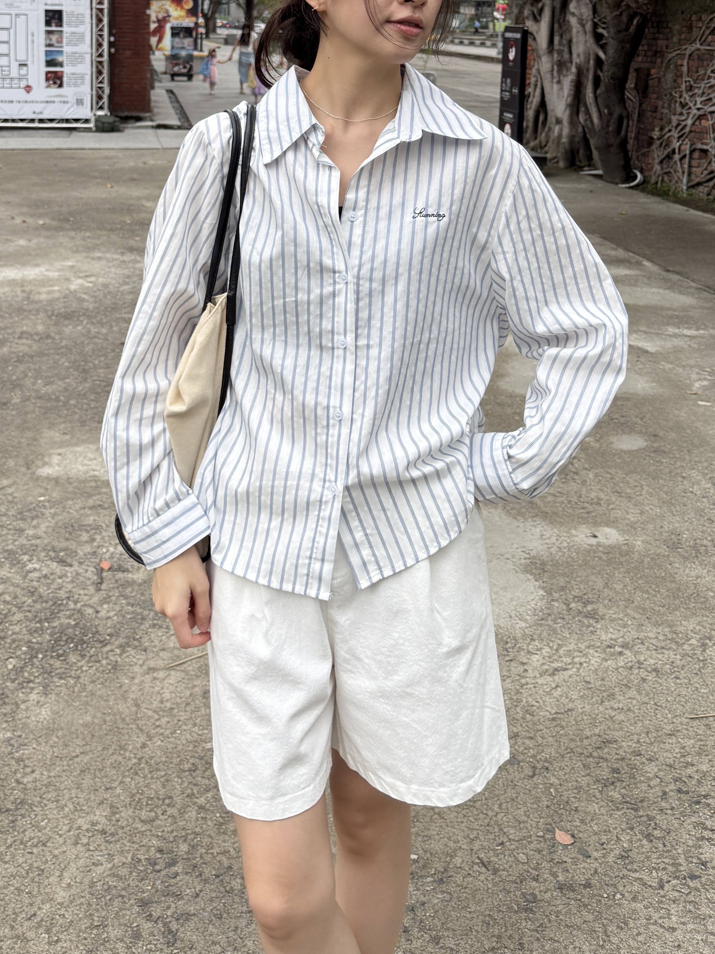 小字母直條紋襯衫*2色
