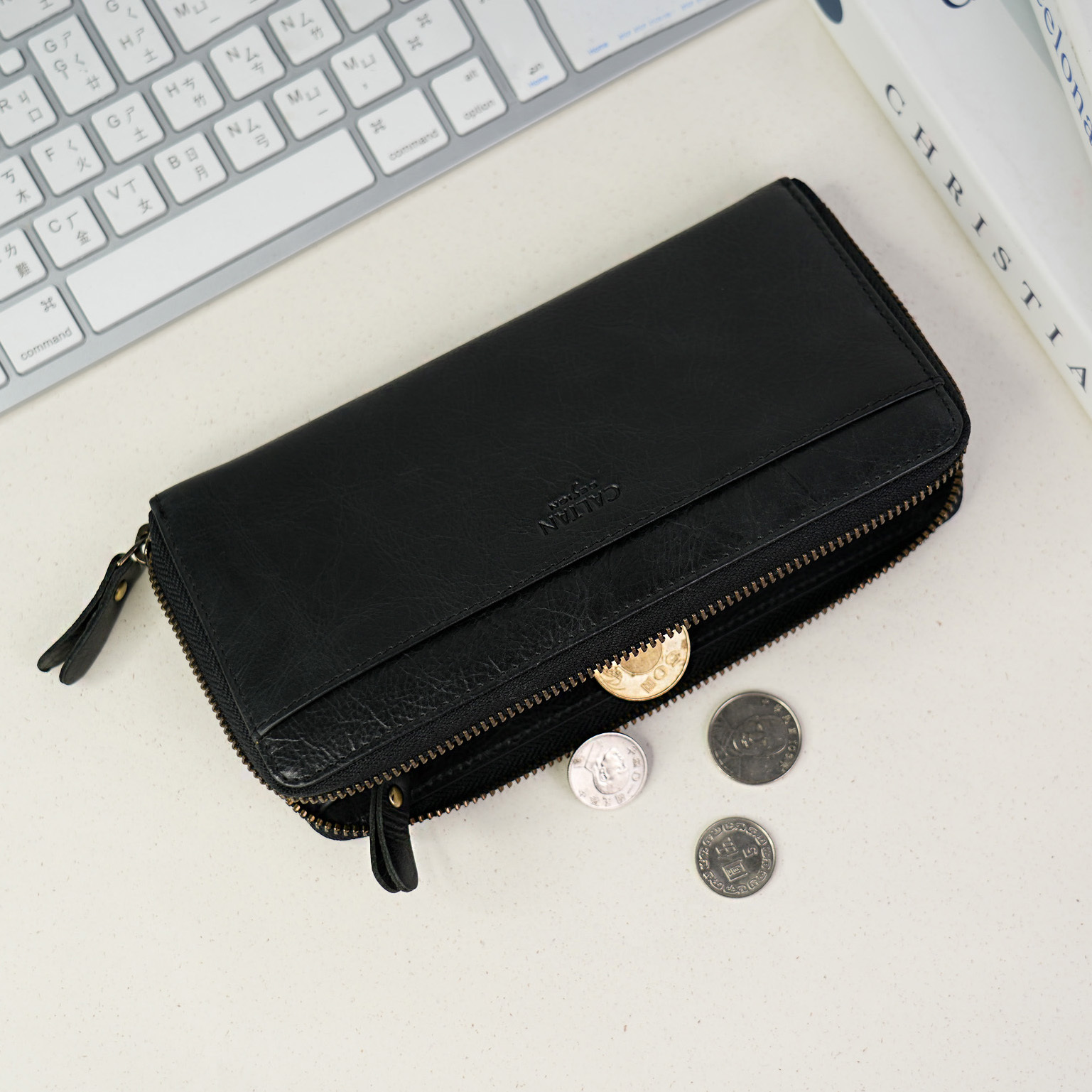 『新品上市』老爺有喜 ㄇ型拉鍊式名媛風真皮長夾(072009bk)