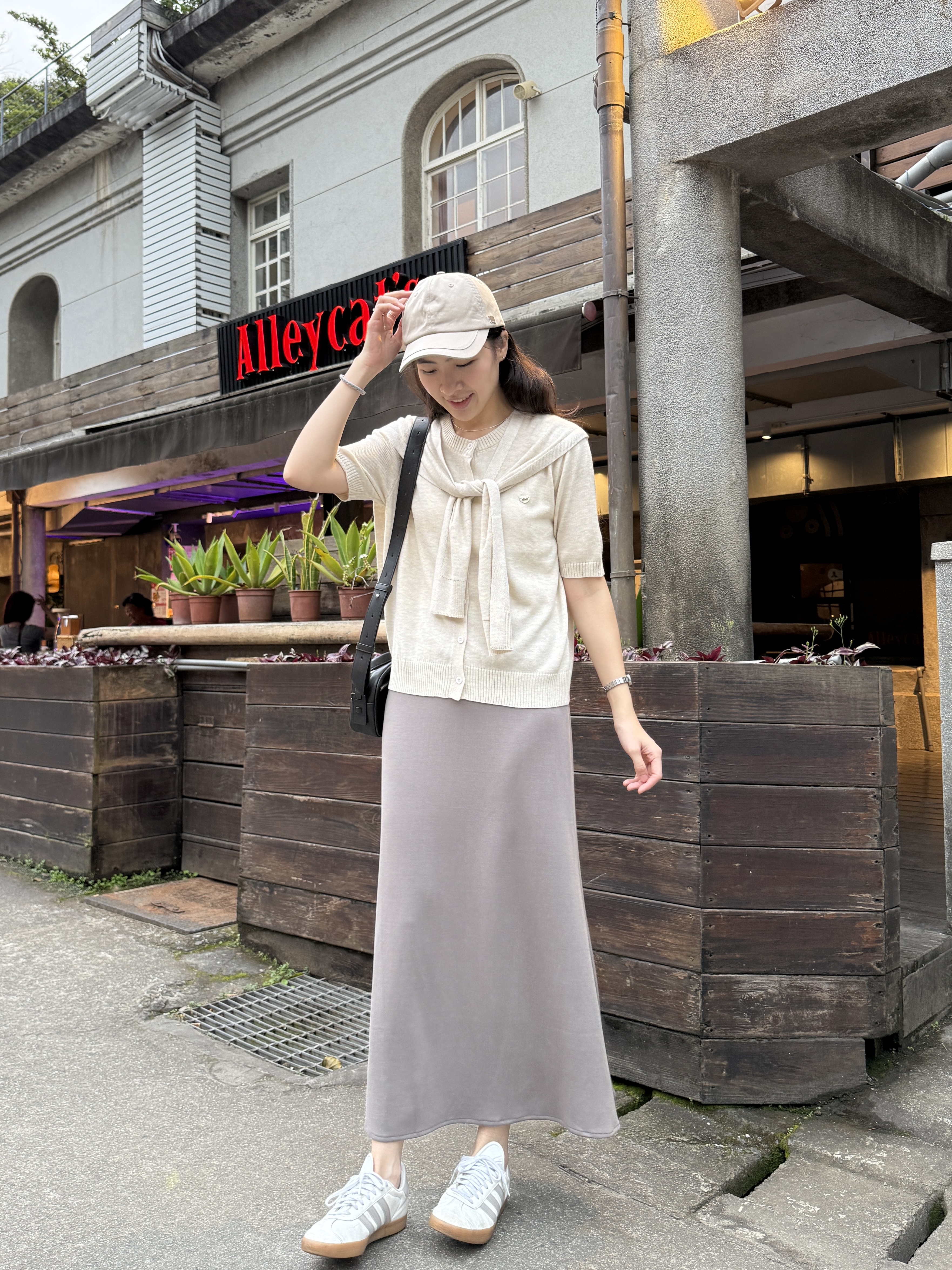 親膚太空棉後鬆緊裙*2色