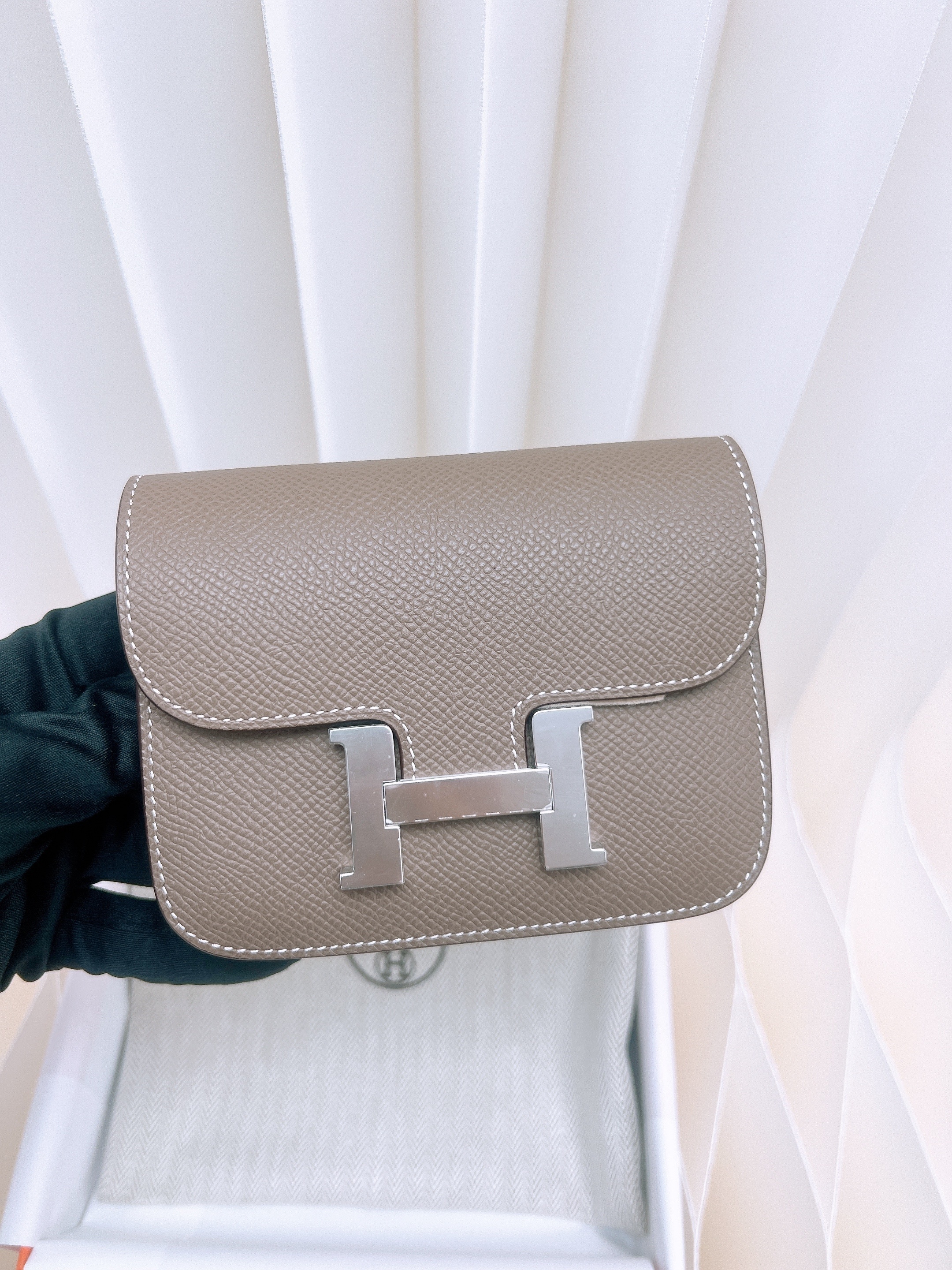 *Brand New* Hermes constance slim (etoupe PHW/ stamp K)
