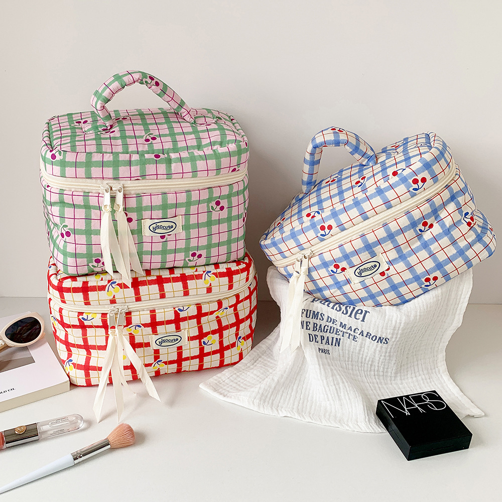 Korean Style Star Print Makeup Carry Bag